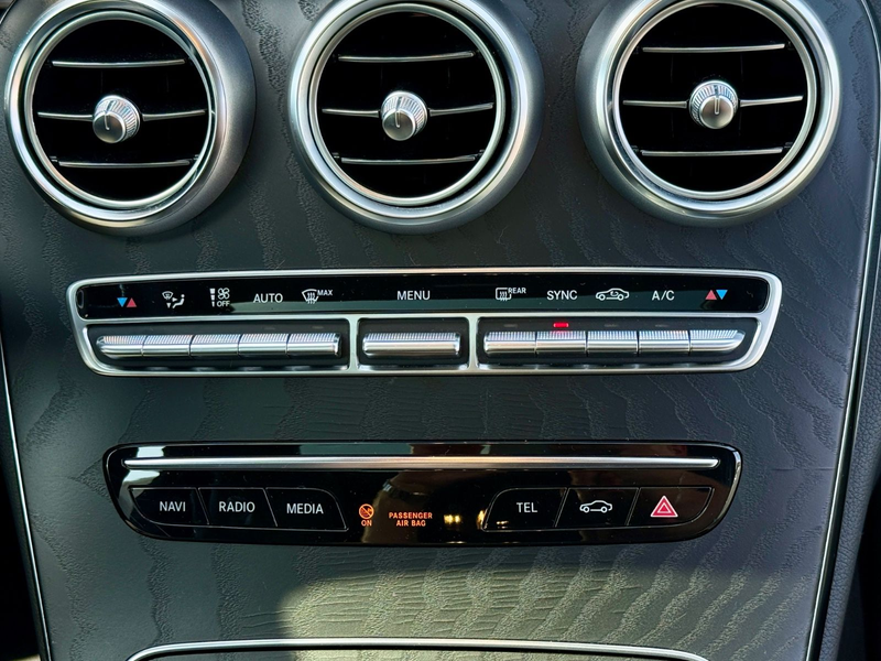 Mercedes-Benz C 180 *AMG*VIRT.CP*NIGHT*PANO*AMBIENT*RFK*LED* — photo 22