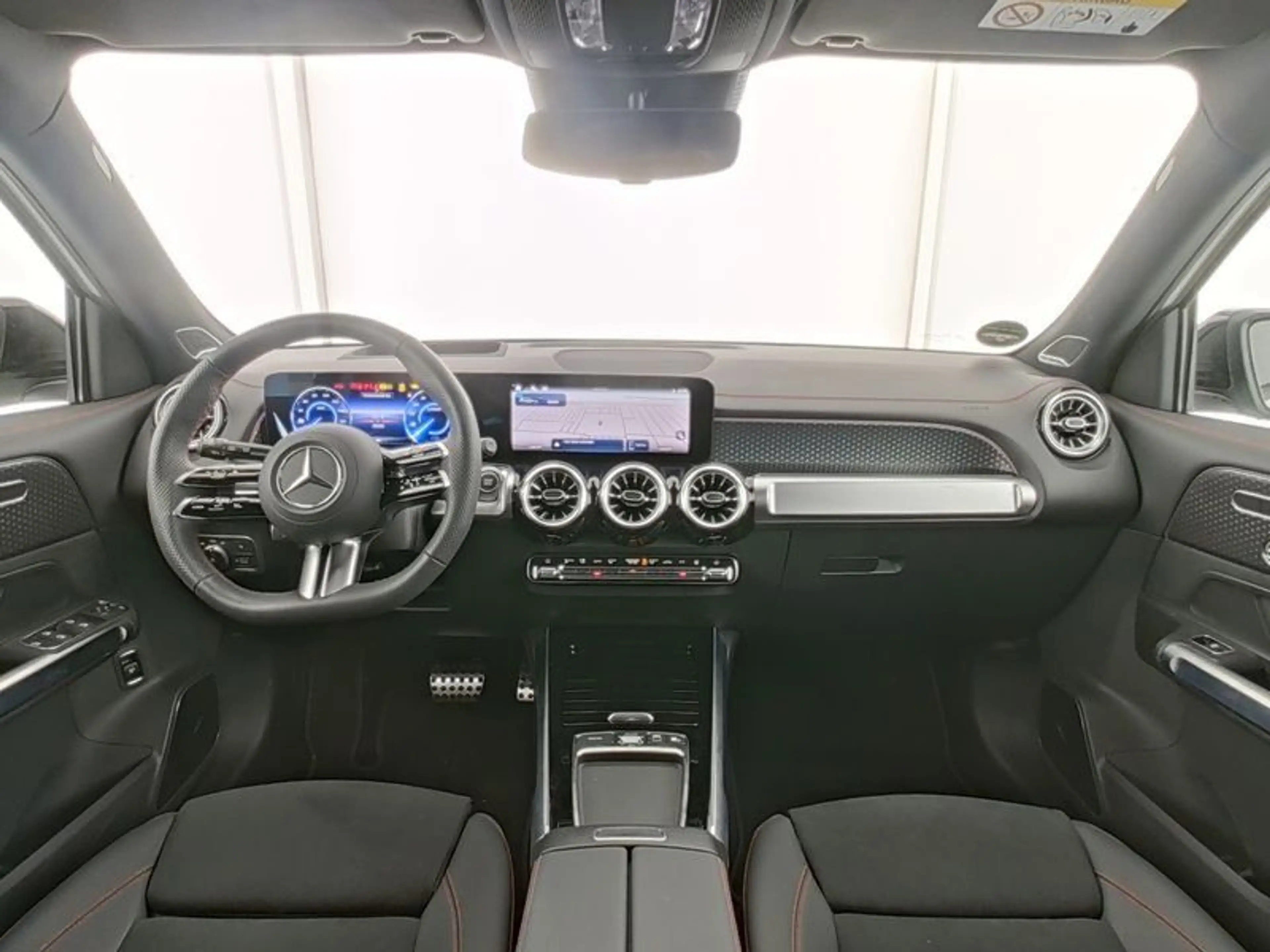 Mercedes-Benz EQB 250 AMG-PREMIUM NIGHT DISTR MEMORY 360 HuD — photo 7