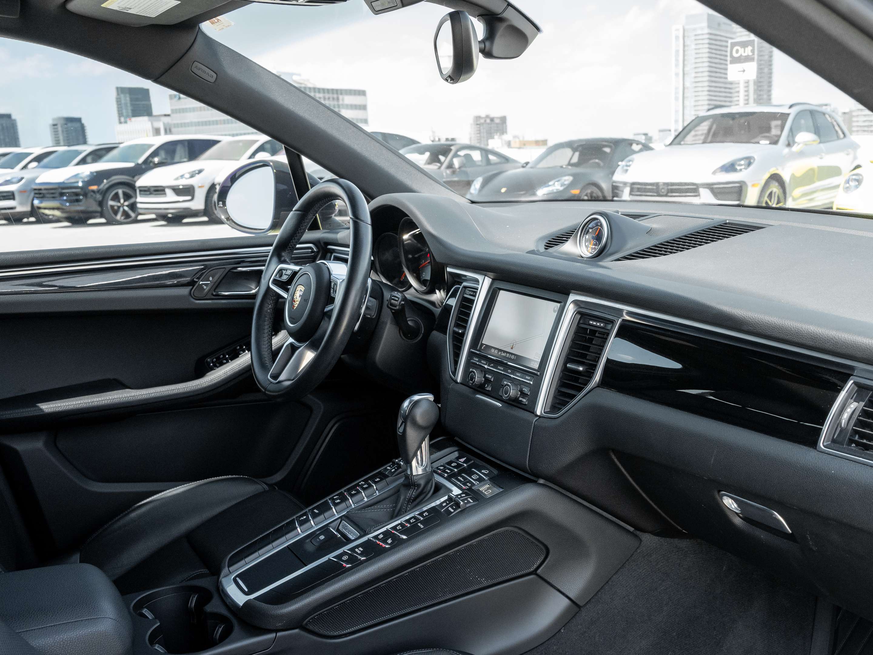 2015 Porsche Macan S | 340 Horsepower | No Accidents thumb 26