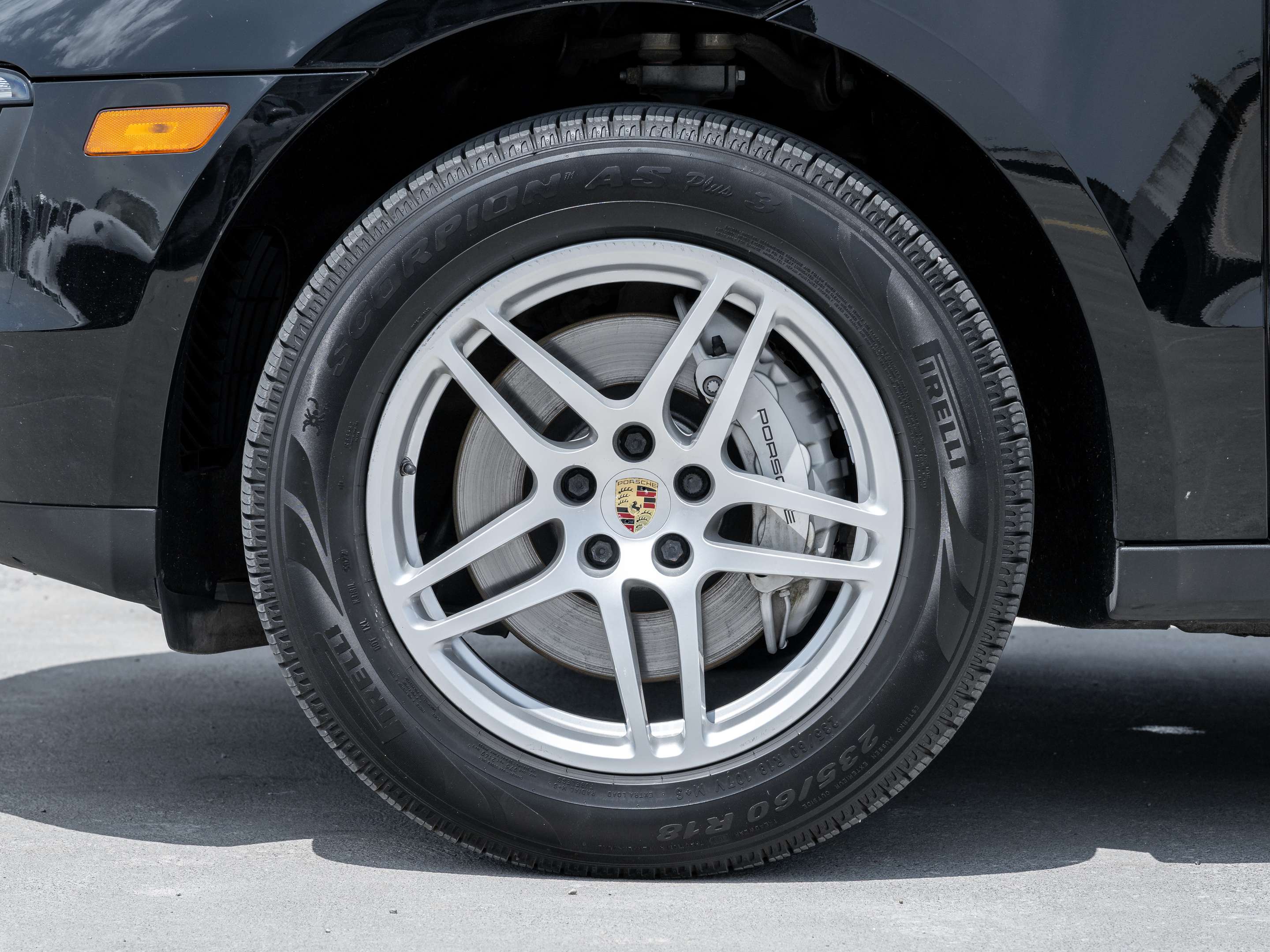 2015 Porsche Macan S | 340 Horsepower | No Accidents thumb 7