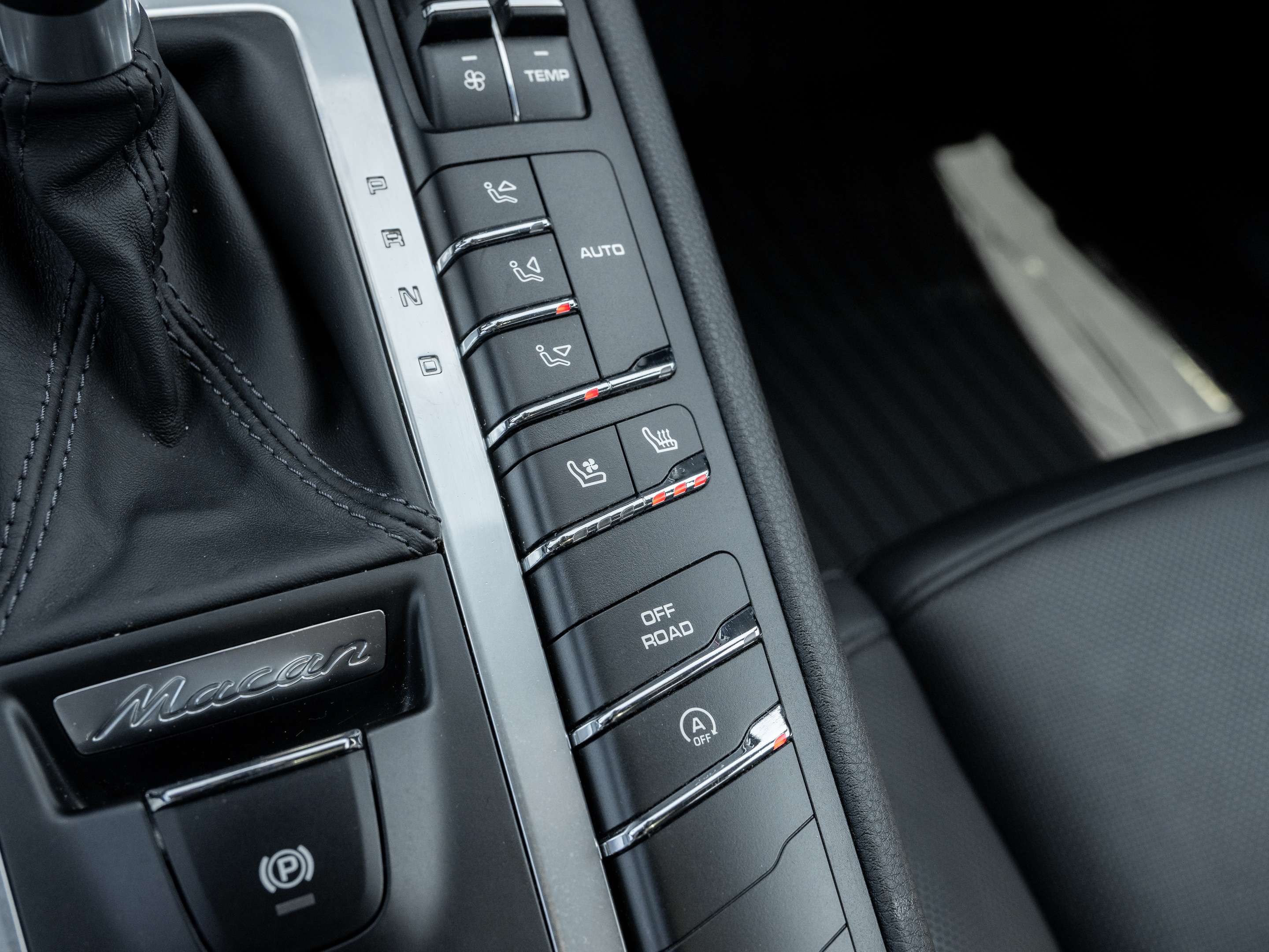 2015 Porsche Macan S | 340 Horsepower | No Accidents thumb 22