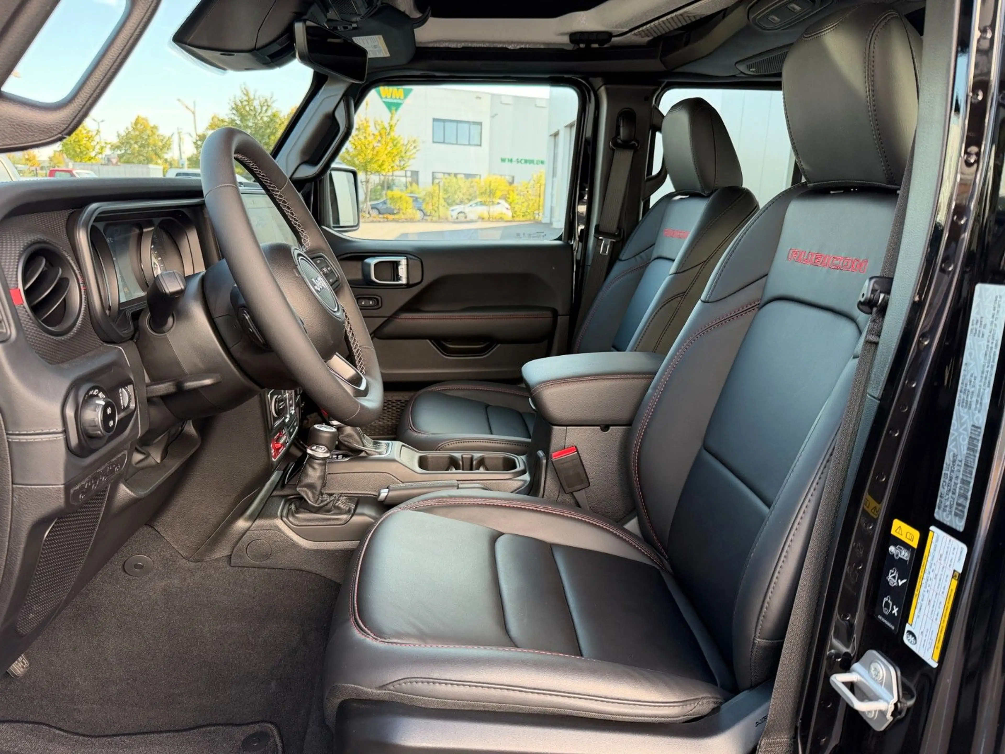 Jeep Wrangler WRANGLER 2026 UNLIMITED RUBICON 35 XTREME AHK — photo 11
