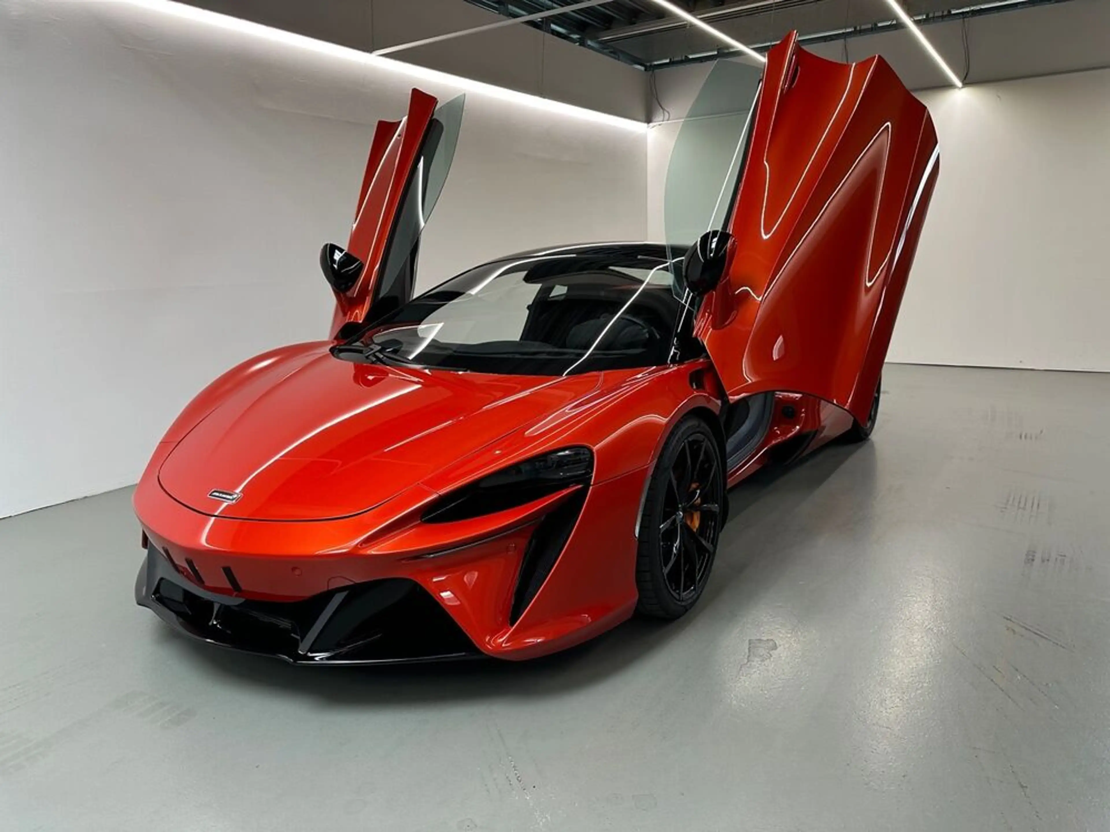 McLaren Artura Artura PHEV 7,4kWh — photo 5