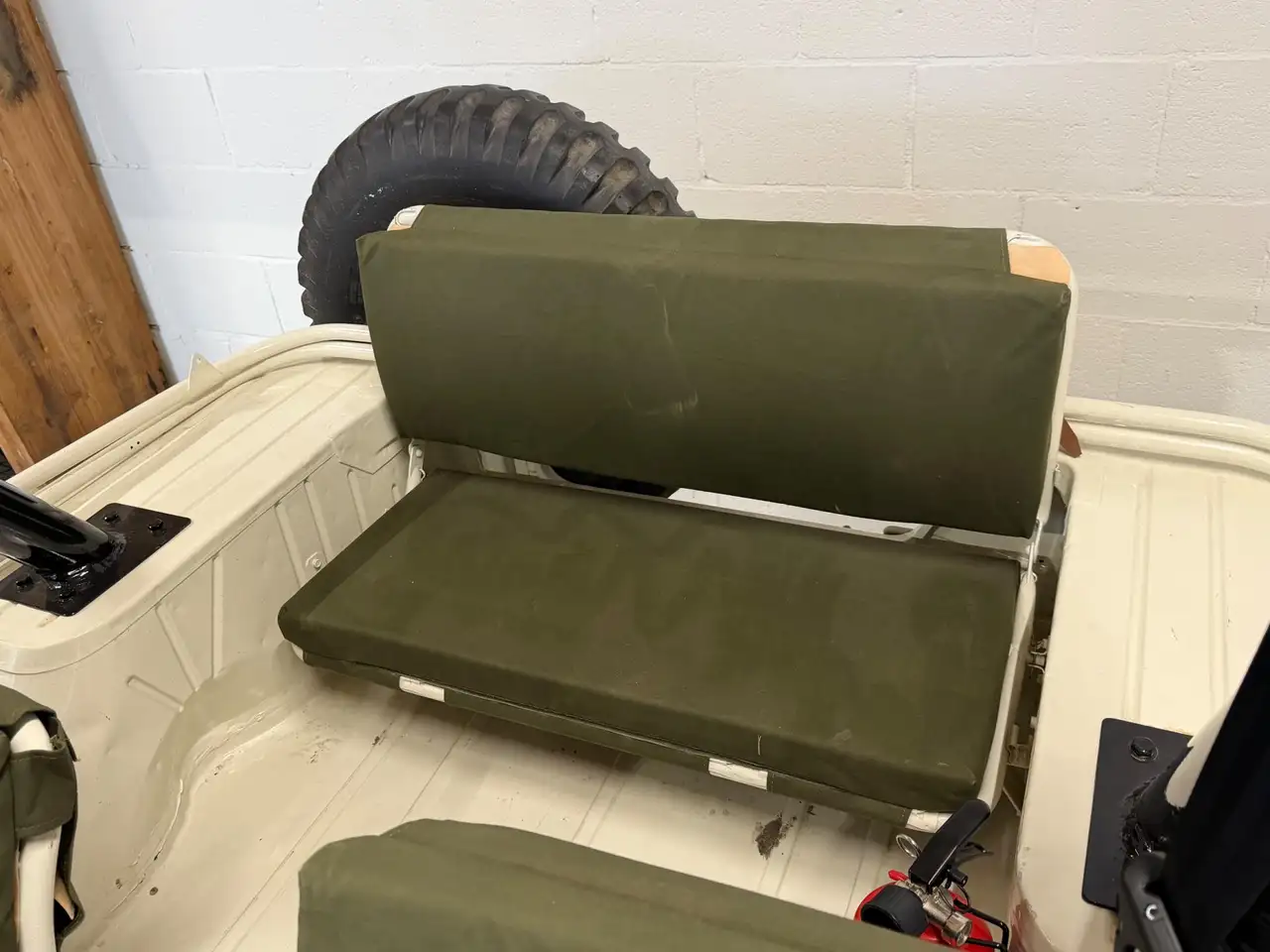 Ford MUTT 151A1 - Gerestaureerd - Restored -, foto 11