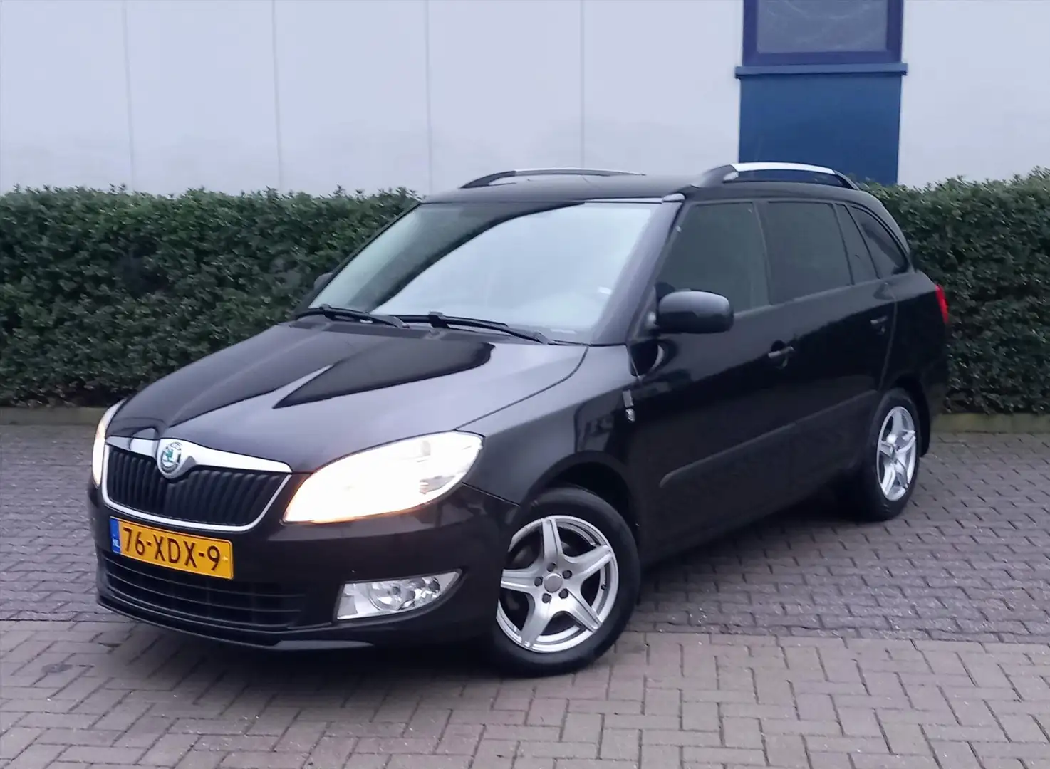 Skoda Fabia 1.2 TSI 86pk Style Zwart - 1
