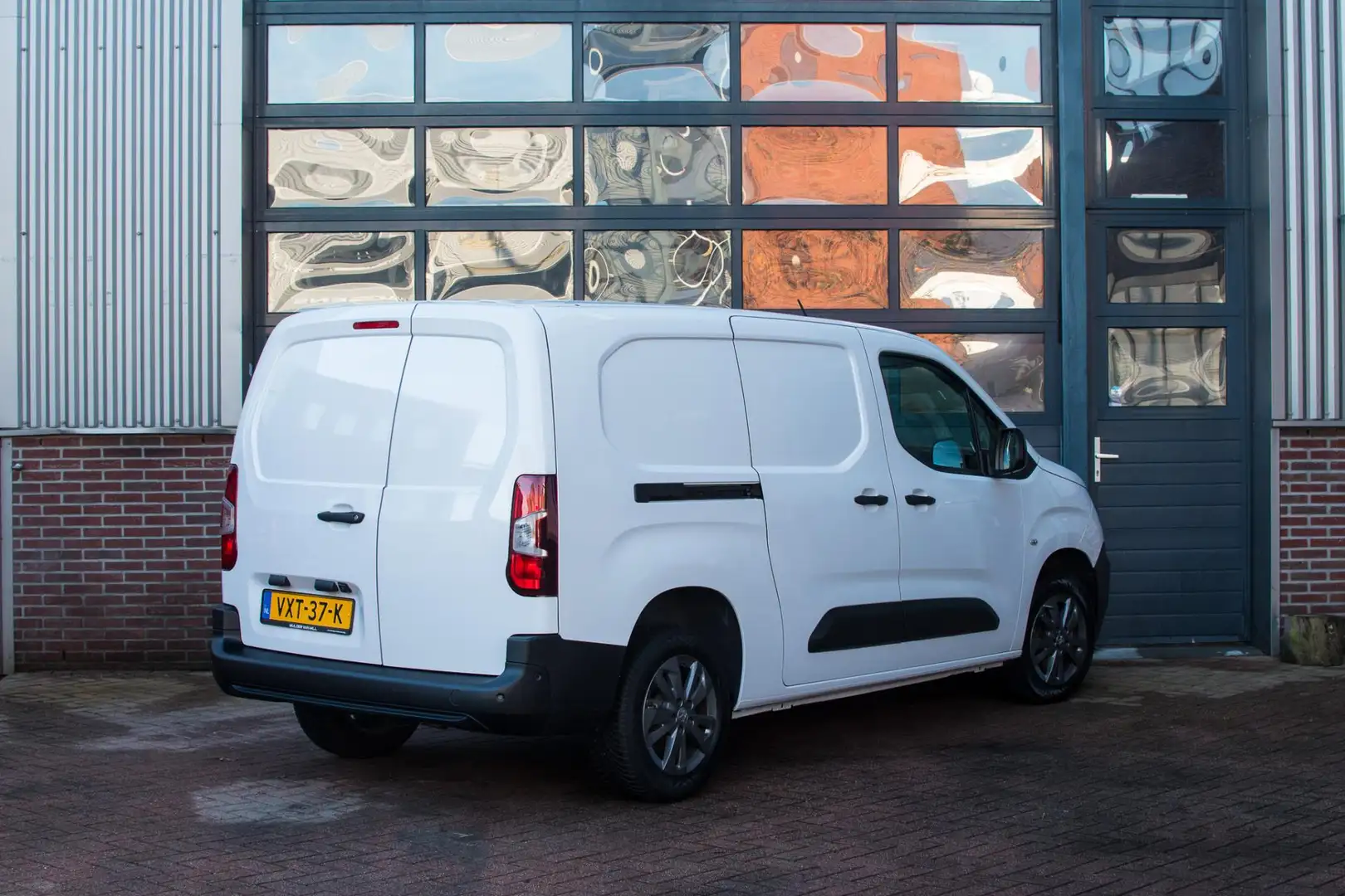 Peugeot Partner 1.5 BlueHDi 130 EAT8 S&S L2 3-Persoons*Automaat*Ca Weiß - 2