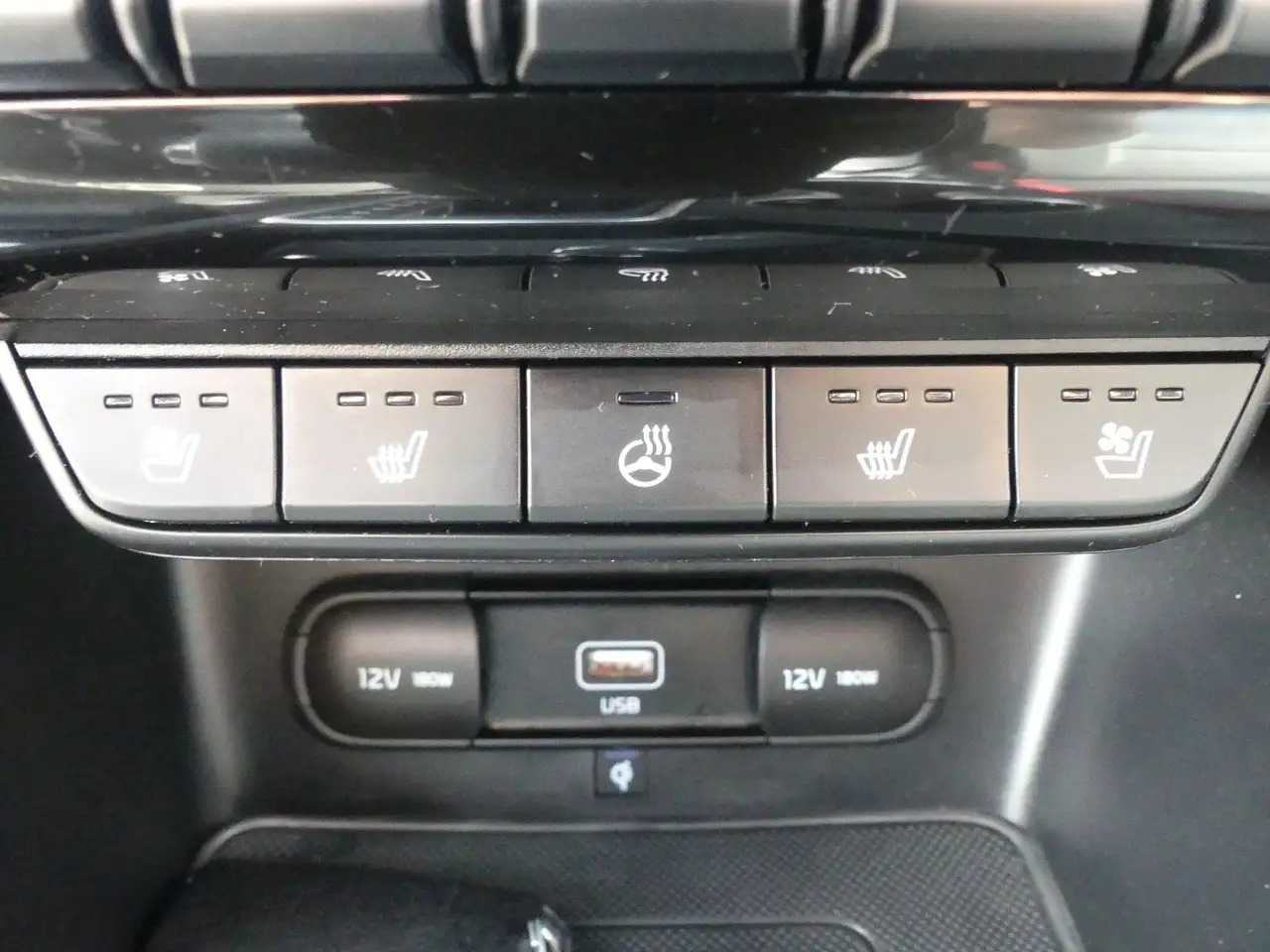 Kia Sportage GT-Line 4WD Panorama*Leder*ab 249€, миниатюра 20