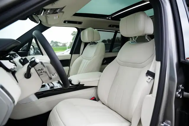 Land Rover Range Rover view 6
