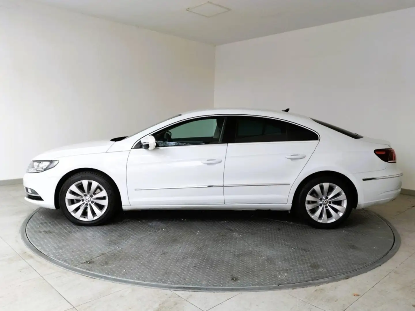 Volkswagen CC 2.0 TDI 150HP ADVANCE BMT 150 4PT Blanco - 2