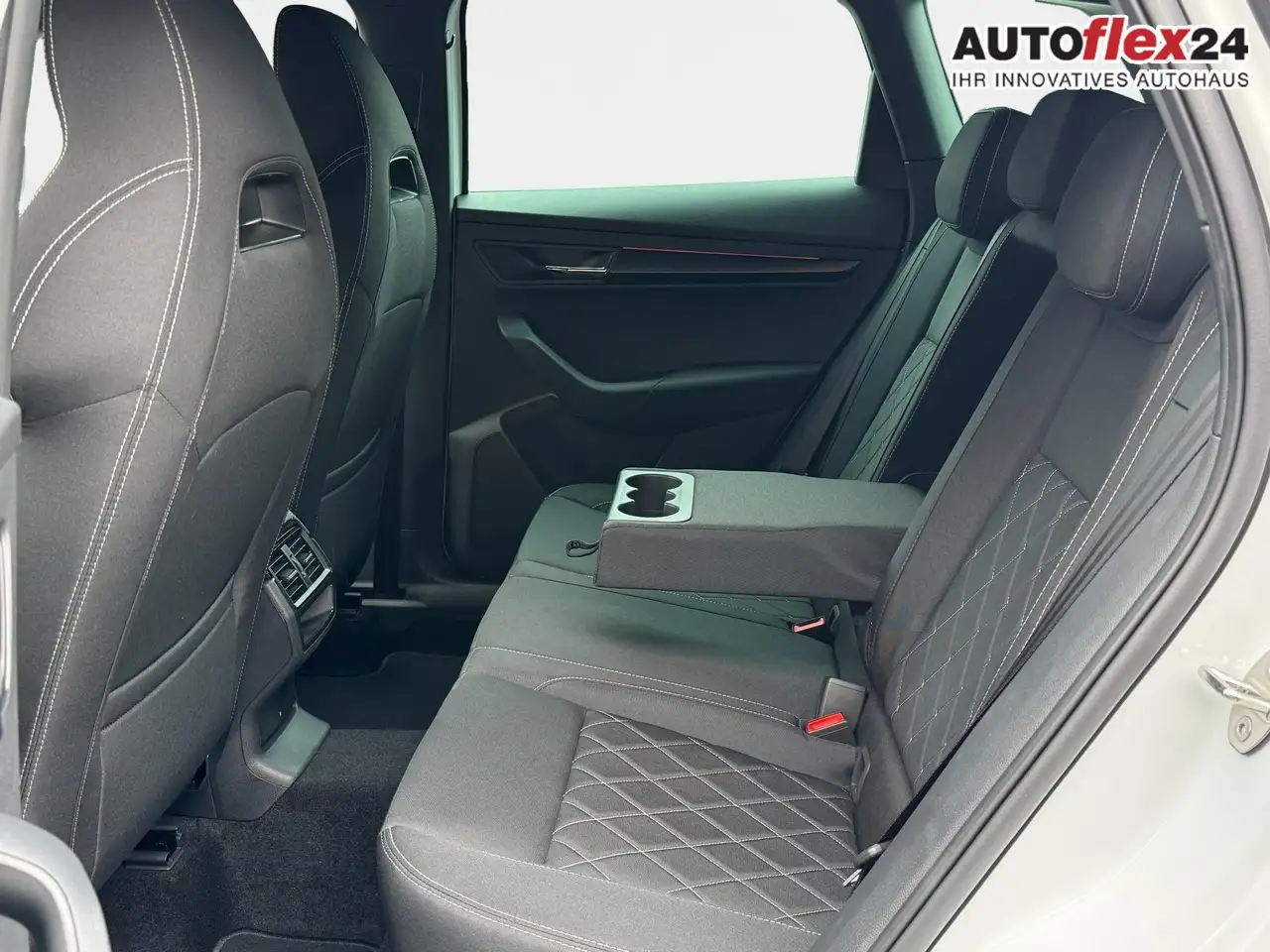 Skoda Karoq Sportline 1,5 TSI DSG 2ZKlimaautomatik Canton A..., миниатюра 28
