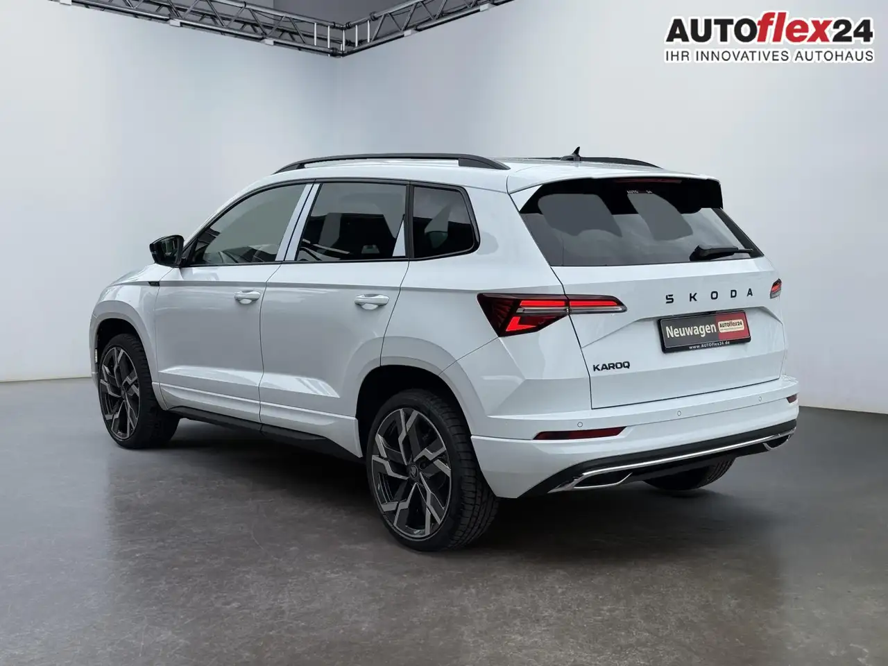 Skoda Karoq Sportline 1,5 TSI DSG 2ZKlimaautomatik Canton A..., миниатюра 6