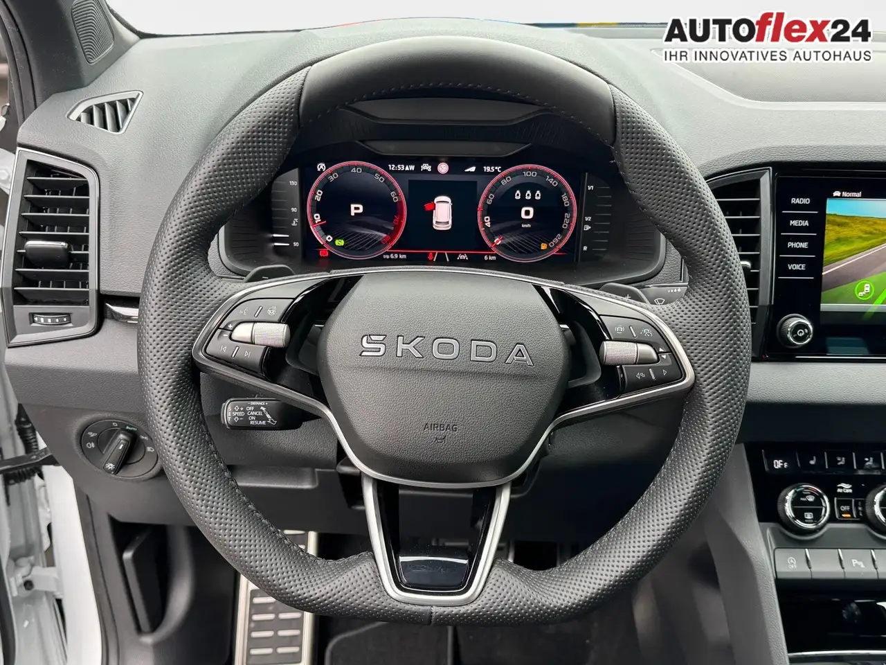 Skoda Karoq Sportline 1,5 TSI DSG 2ZKlimaautomatik Canton A..., миниатюра 13
