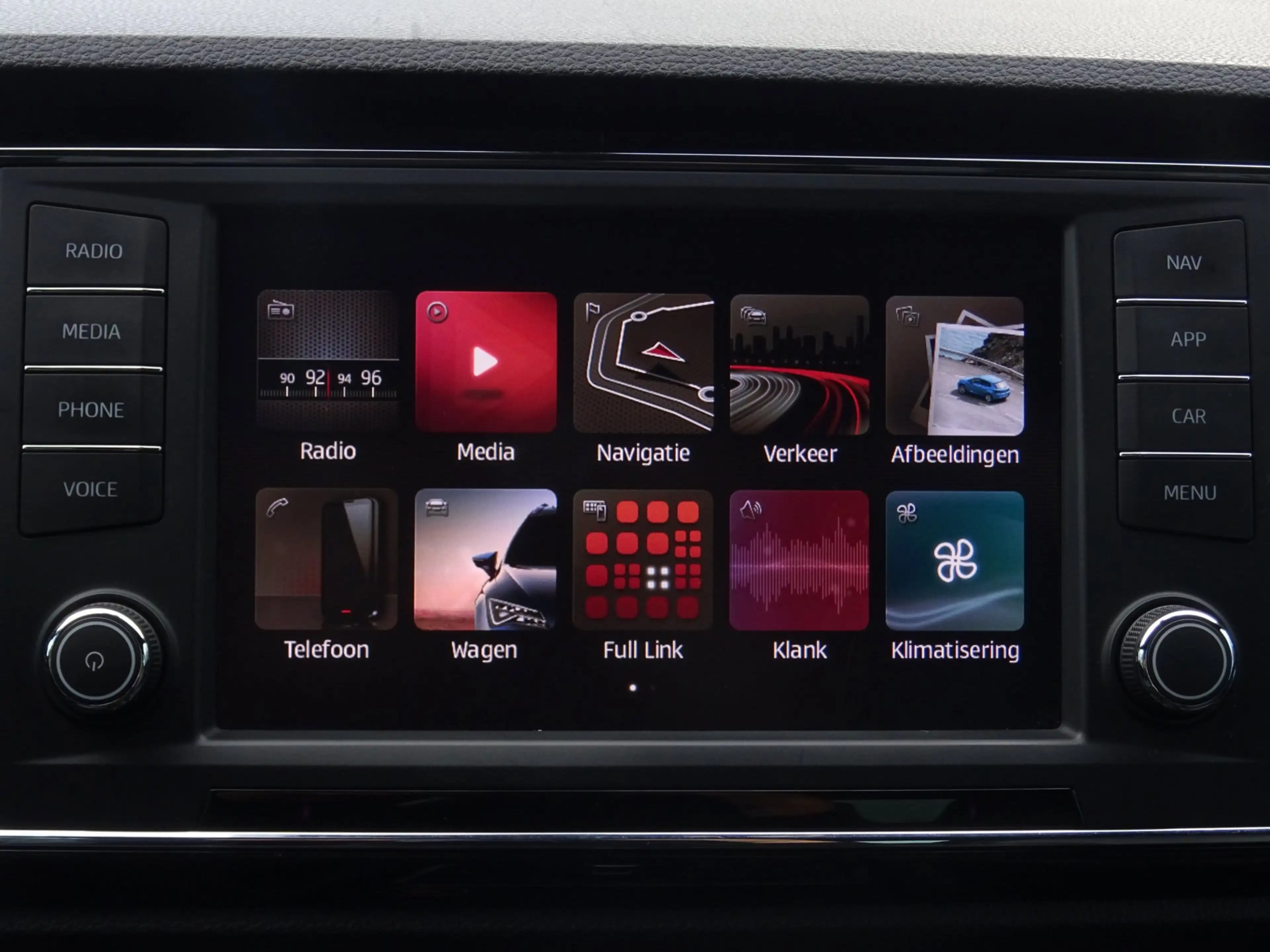 SEAT Ateca 1.4 EcoTSI Xcellence NAP/CAMERA/CARPLAY/LED/PDC — photo 14