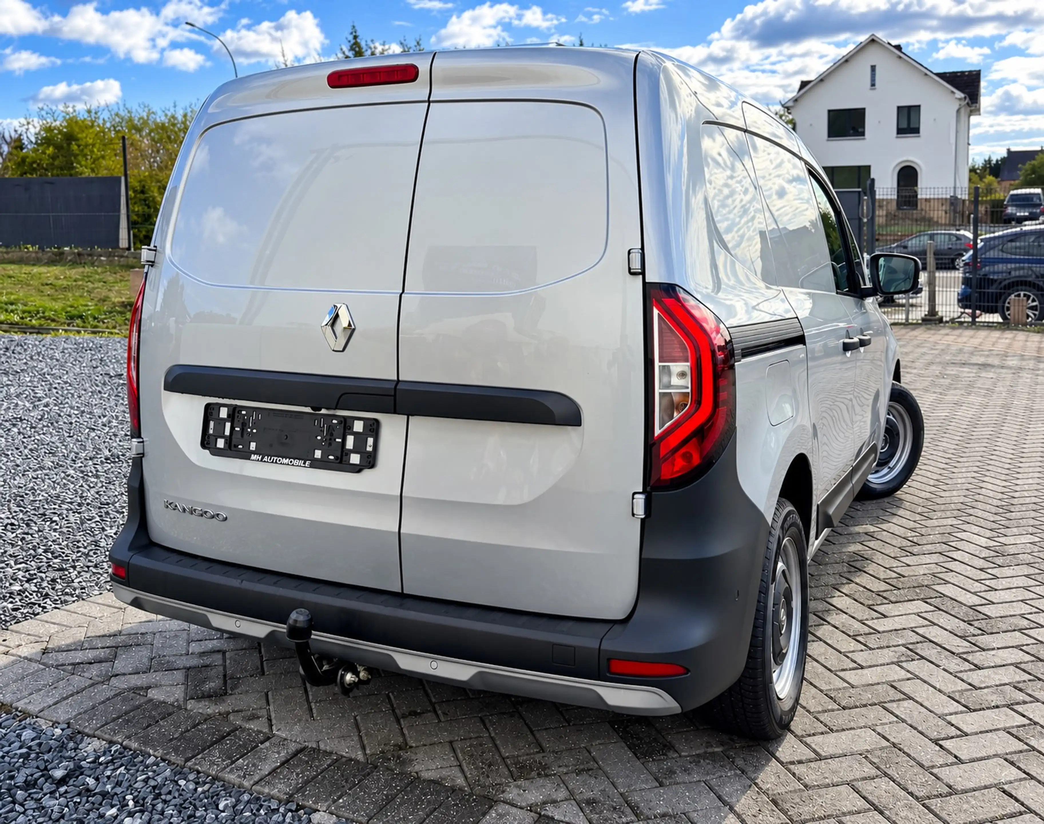 Renault Kangoo 1.5 dCi EDC Utilitaire — photo 2