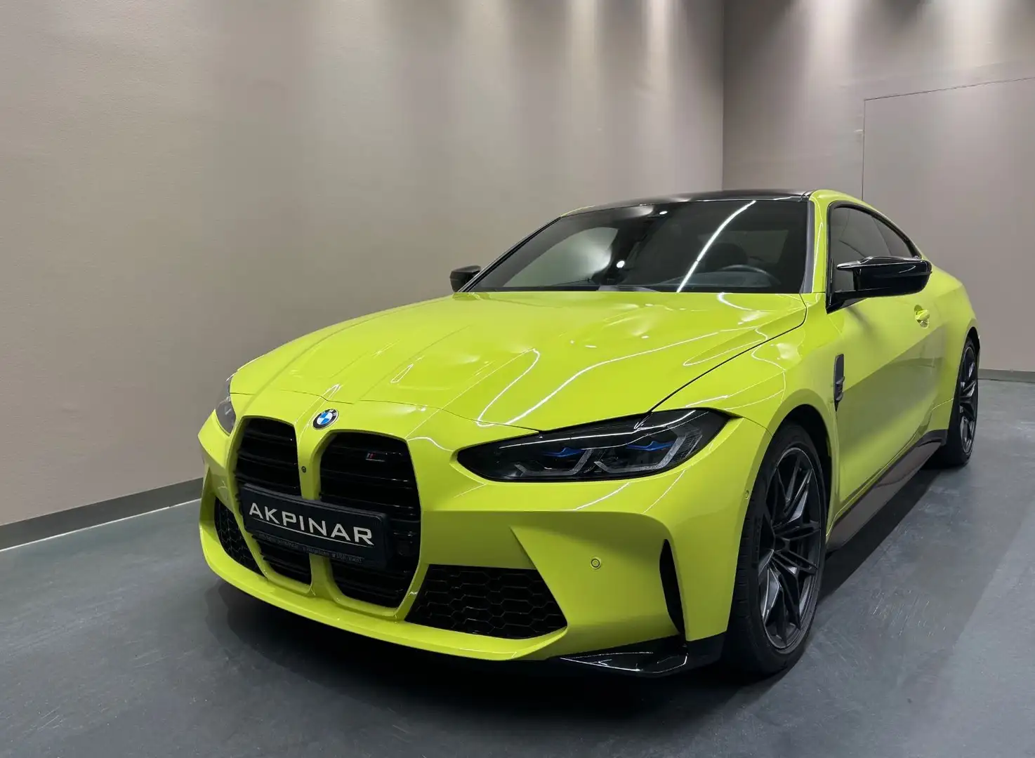 BMW M4 COMPETITON*SHADOW*HD-UP*M-PERFORMANCE SITZE* Gelb - 2