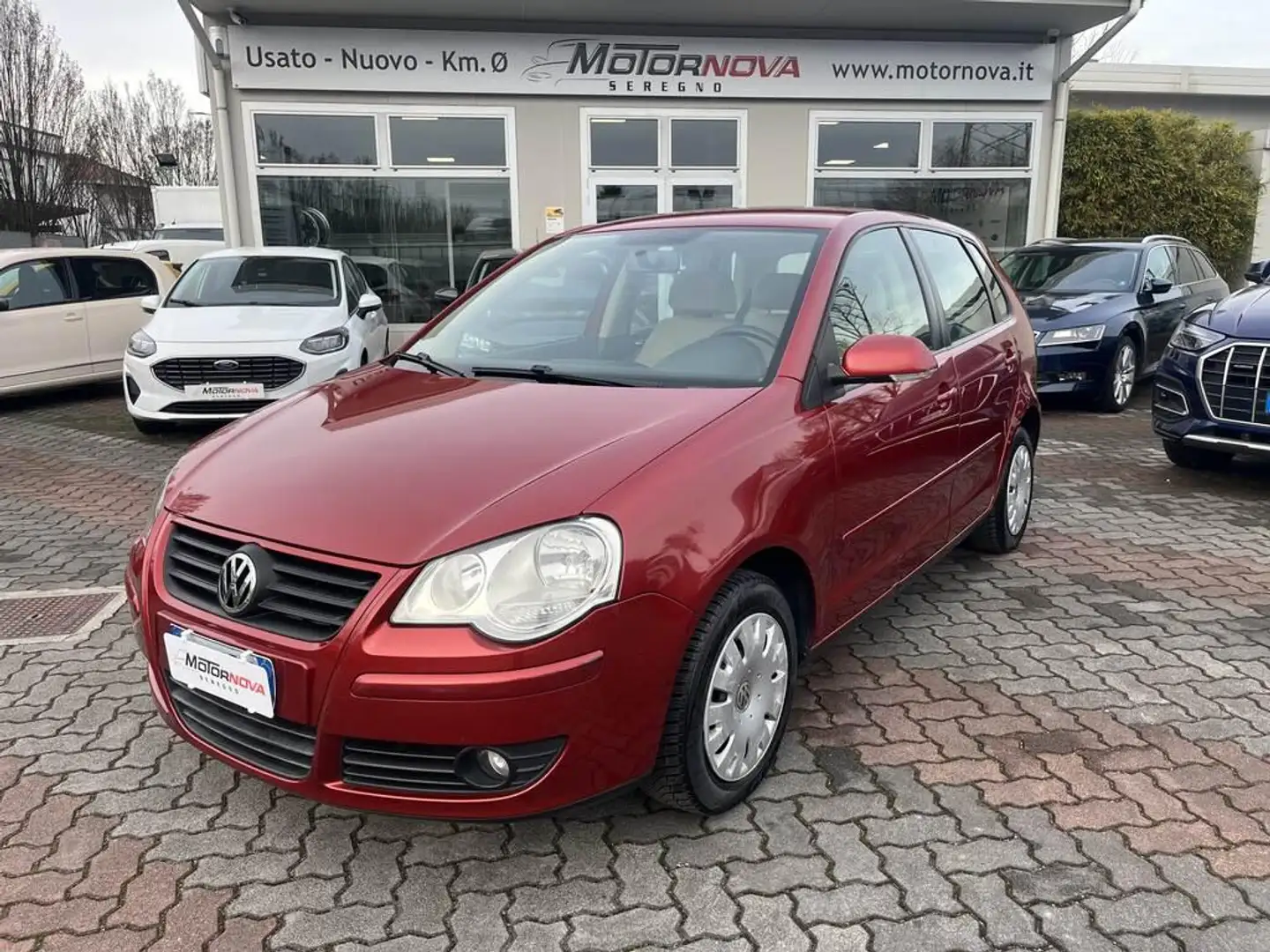 Volkswagen Polo 1.4 Comfortline 80cv 5p Rot - 1