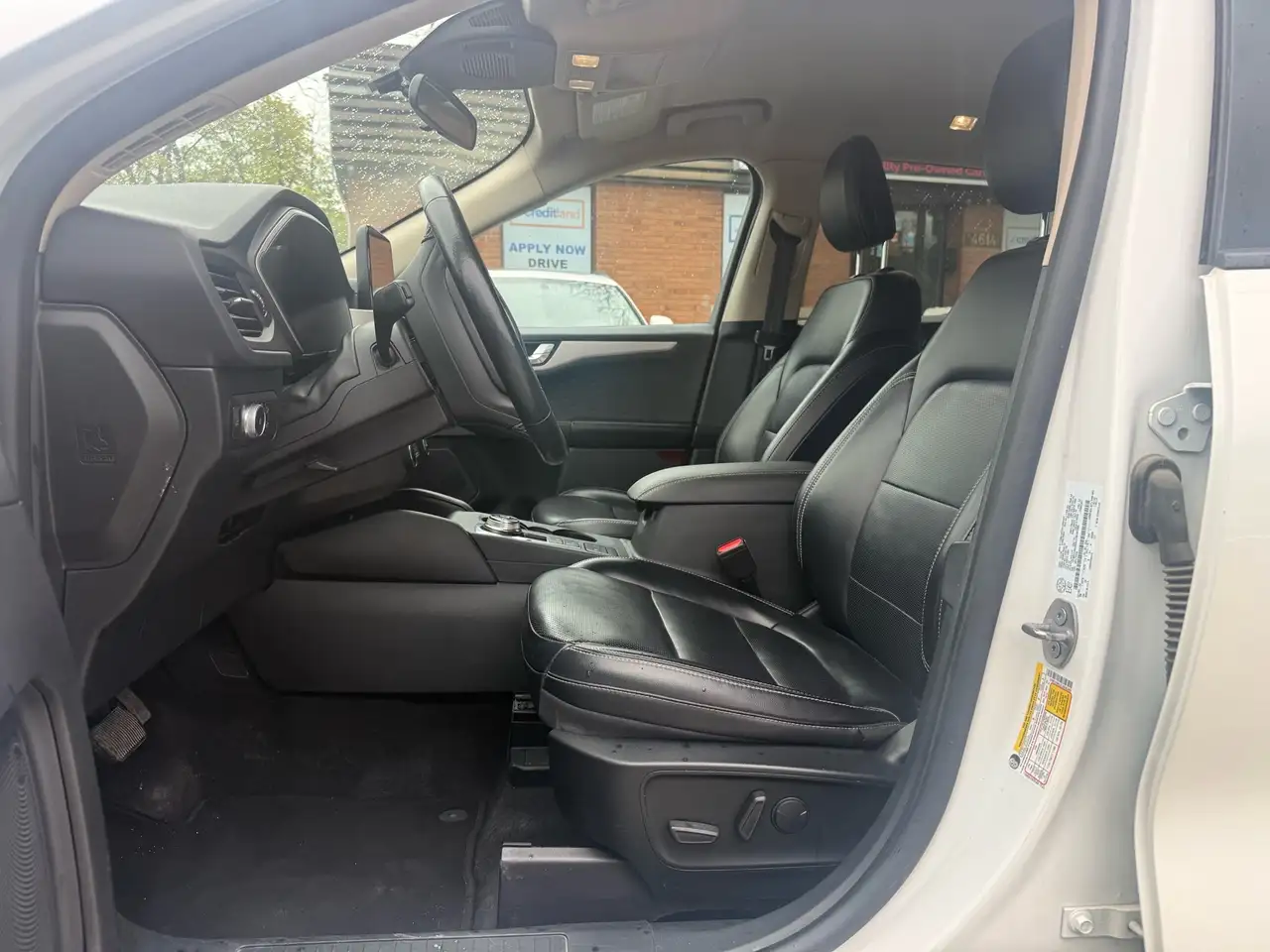 Ford Escape снимка Ford Escape