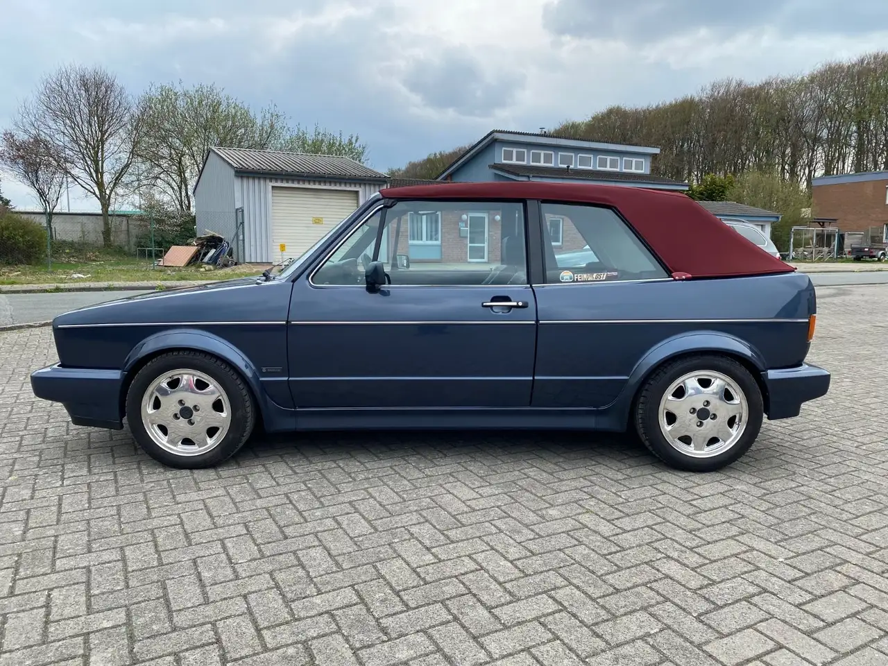 Volkswagen Golf 1 Cabrio 155 1,8 16V PL Oldtimer, foto 2