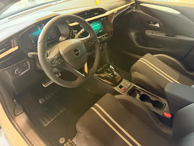 Opel Corsa view 12