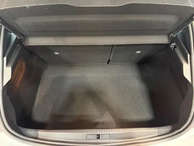 Opel Corsa view 11