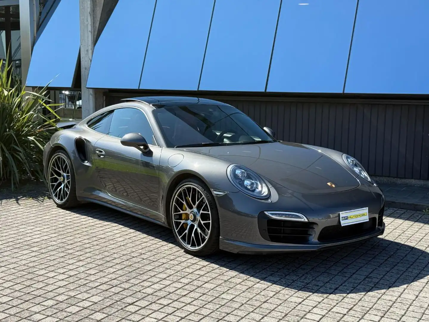 Porsche 991 3.8 Turbo S * EXCLUSIVE * APPROVED * Gris - 1