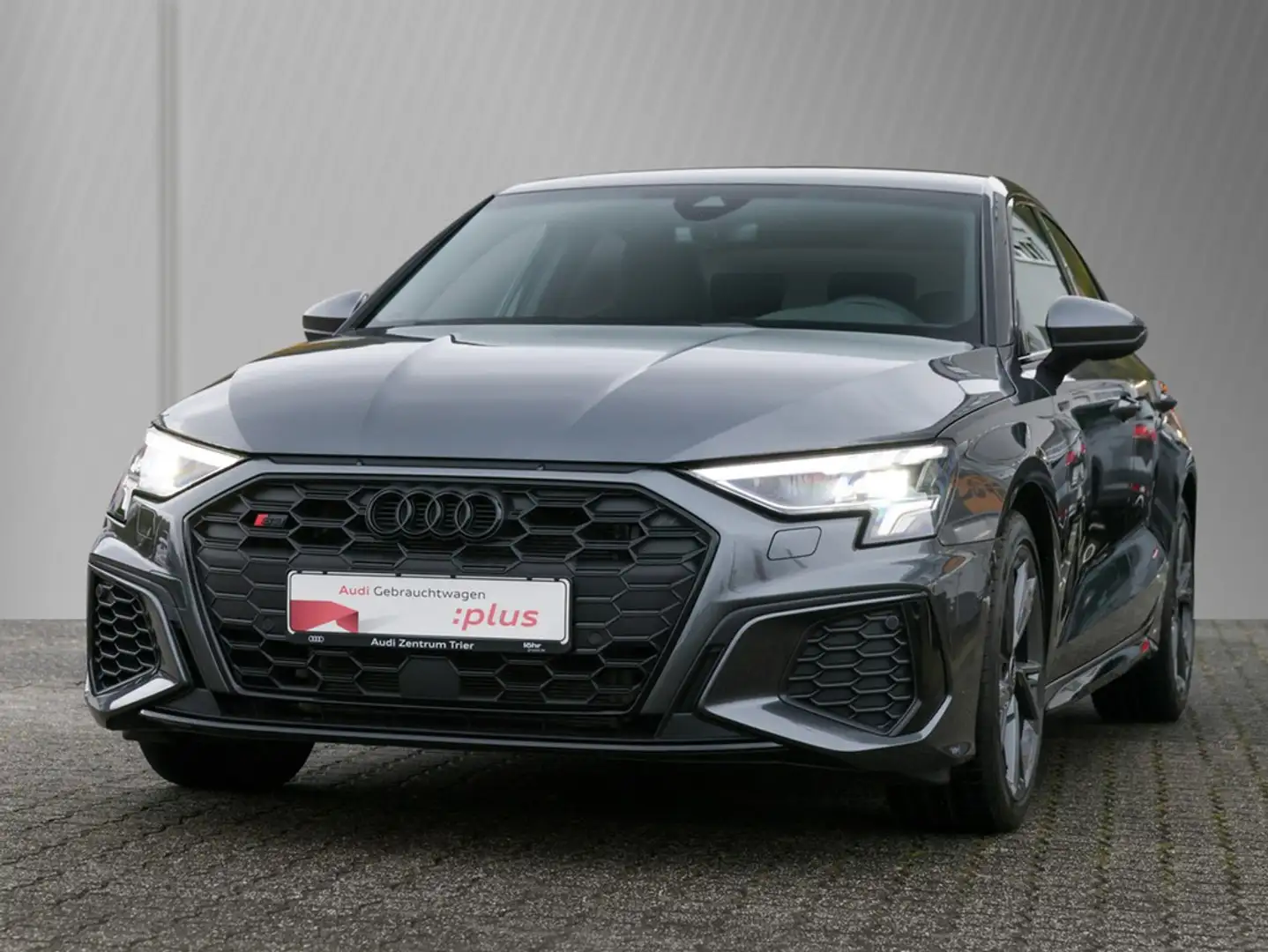 Audi S3 Limousine 2.0 TFSI quattro Grau - 2