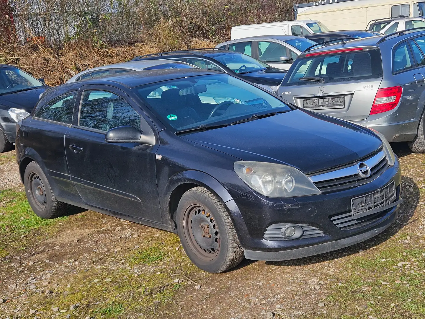 Opel Astra Edition Schwarz - 1