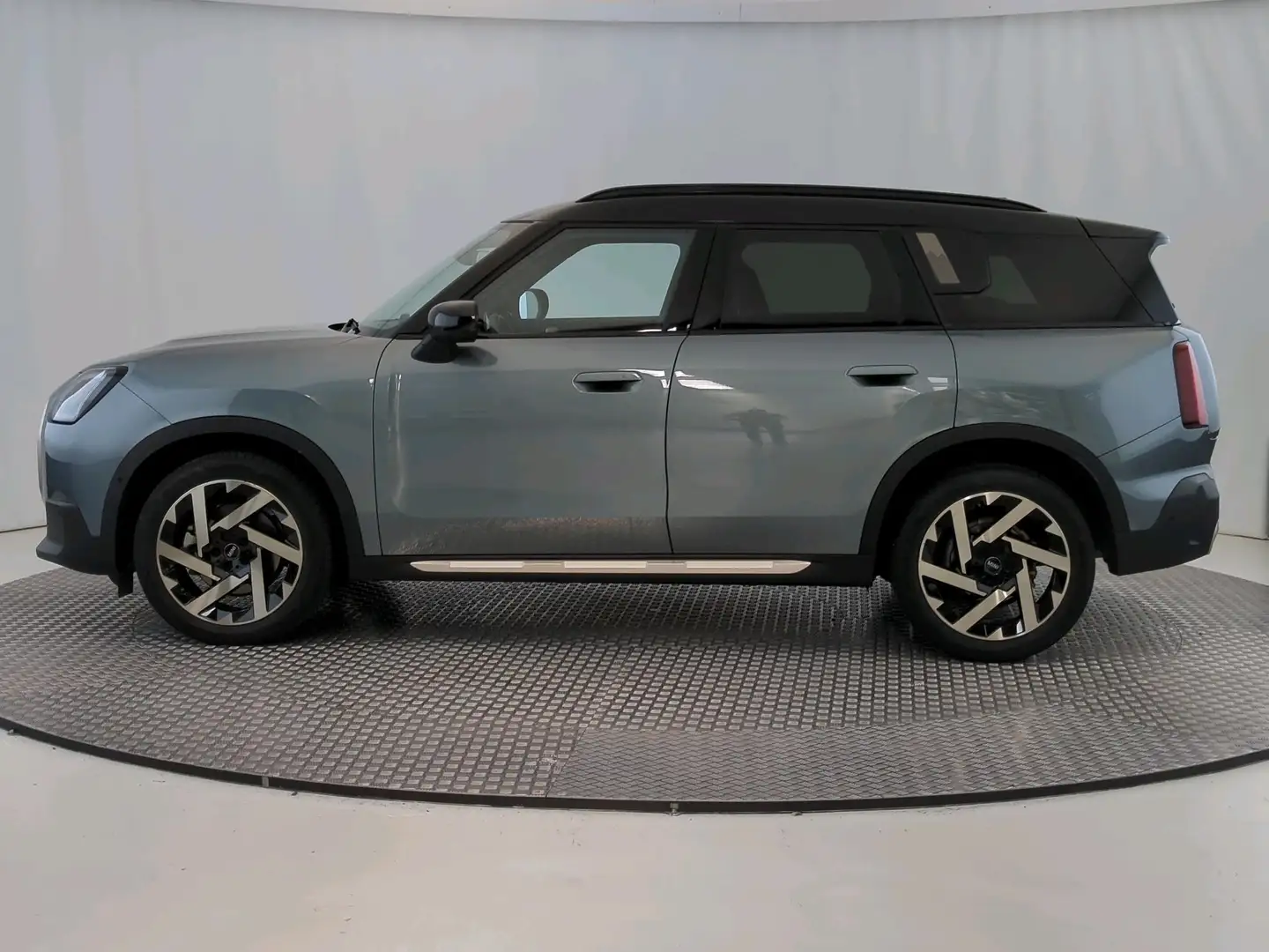 MINI Countryman C Favoured Vert - 2