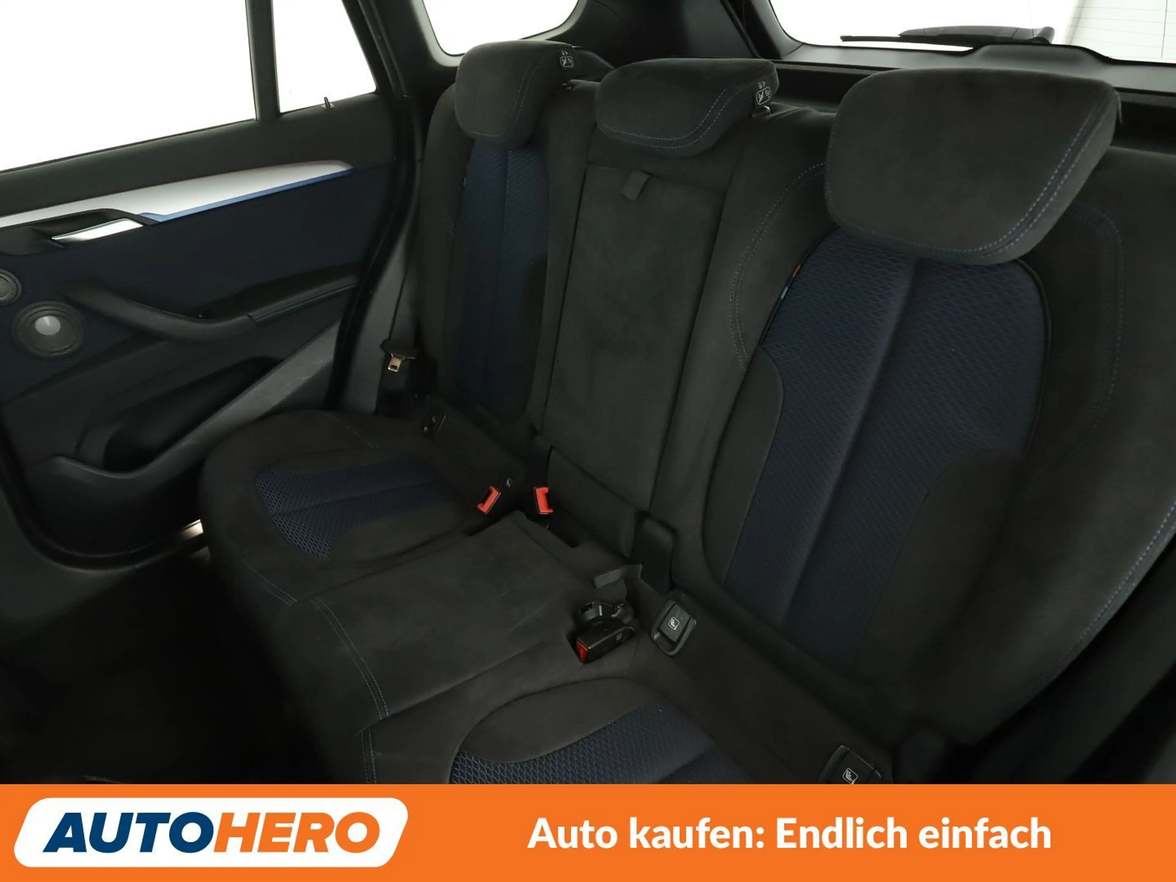 BMW X1 sDrive 20i M Sport Aut.*NAVI*PDC*SHZ* — photo 14