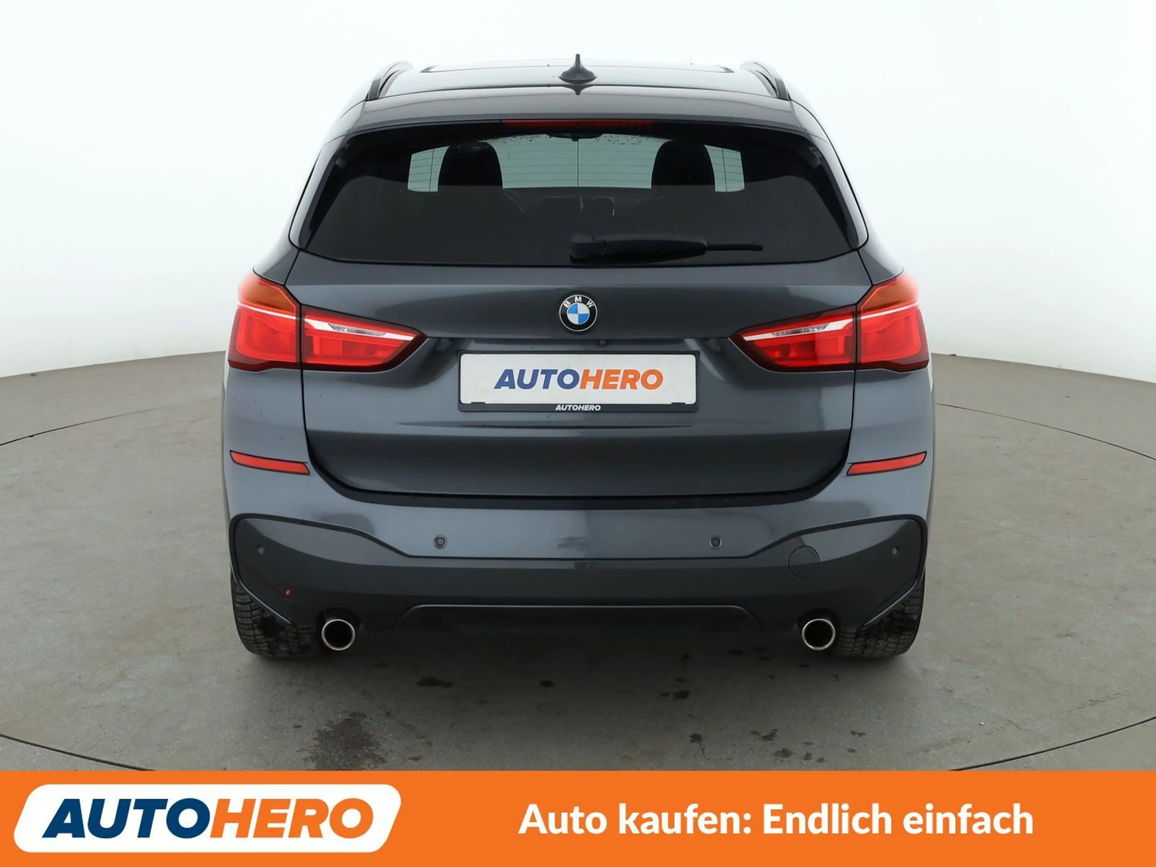 BMW X1 sDrive 20i M Sport Aut.*NAVI*PDC*SHZ* — photo 5