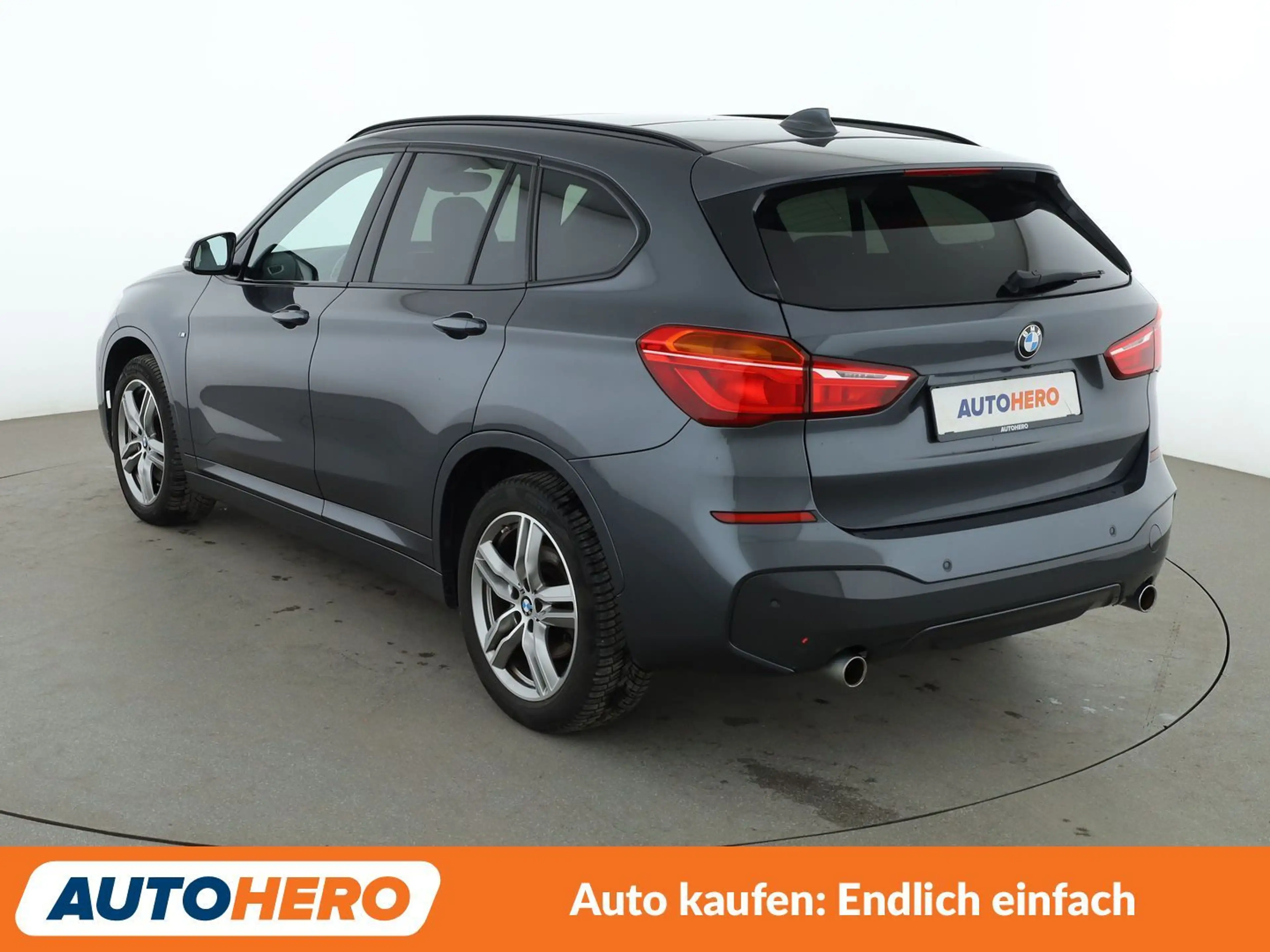 BMW X1 sDrive 20i M Sport Aut.*NAVI*PDC*SHZ* — photo 4
