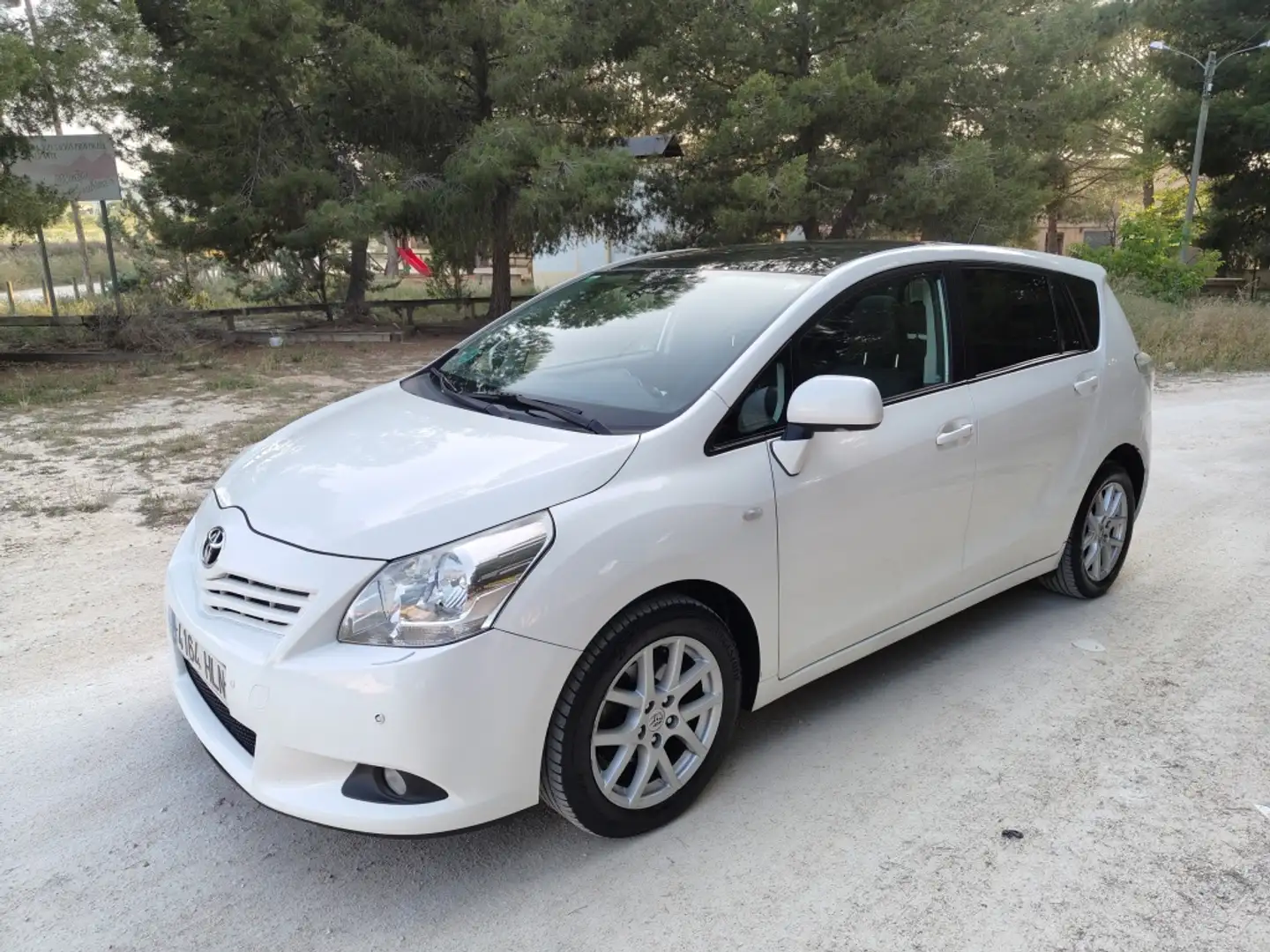 Toyota Verso 1.8 Advance MultiDrive 140 Blanco - 1