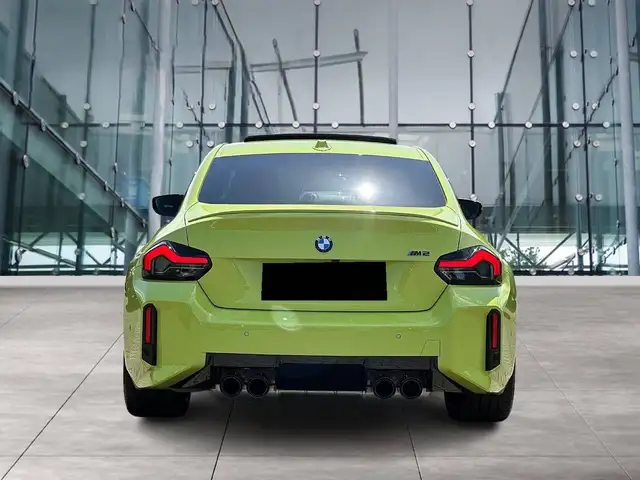BMW M2 view 4