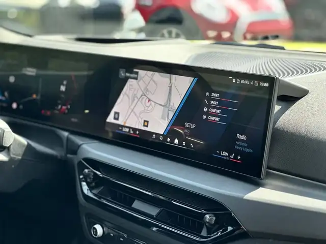 BMW M2 view 10
