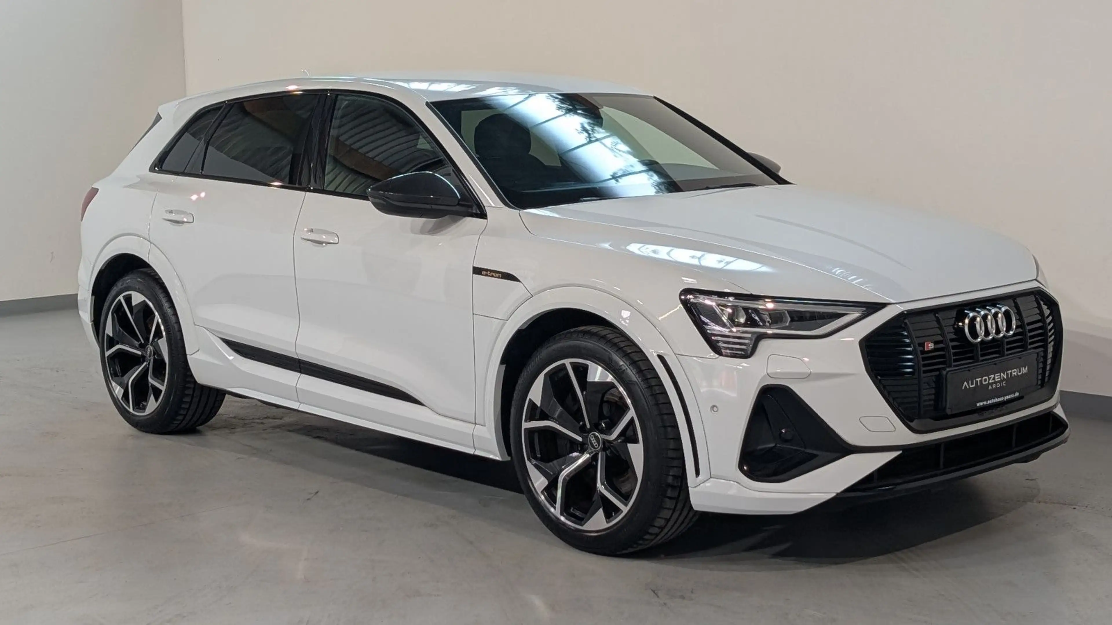 Audi e-tron S quattro LUFT+B&O+ACC+MATRIX+KEY+21" — photo 3