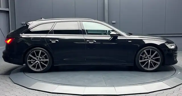Audi A6 view 6