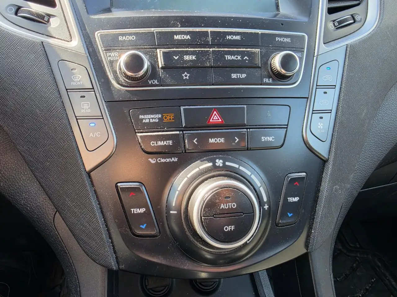 Hyundai SANTA FE снимка Hyundai SANTA FE