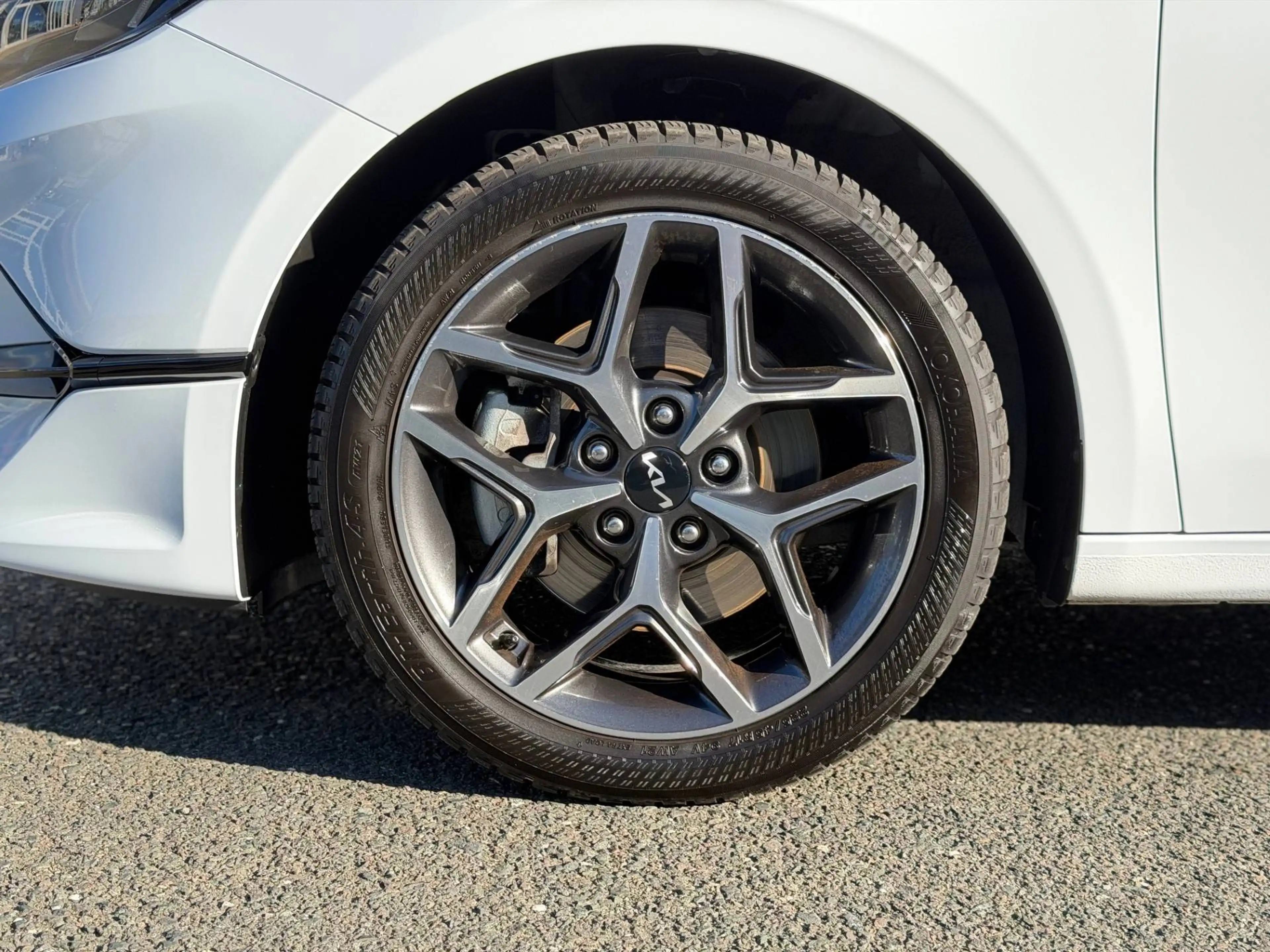 Kia Ceed SW / cee'd SW Ultimate Edition #Allwetterreifen #Navi #Sitzheizung #Kamera — photo 6