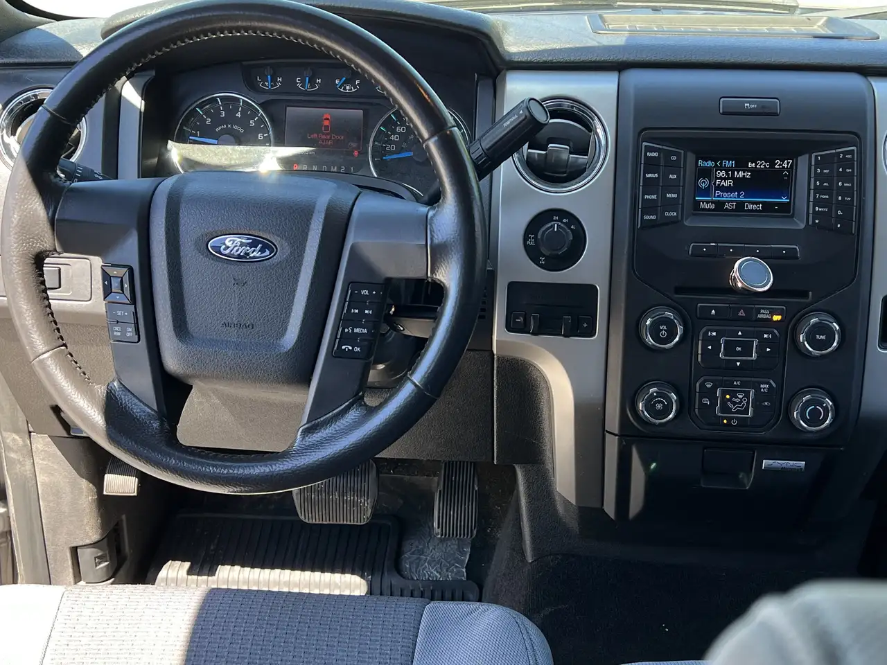Ford F 150 photo Ford F 150