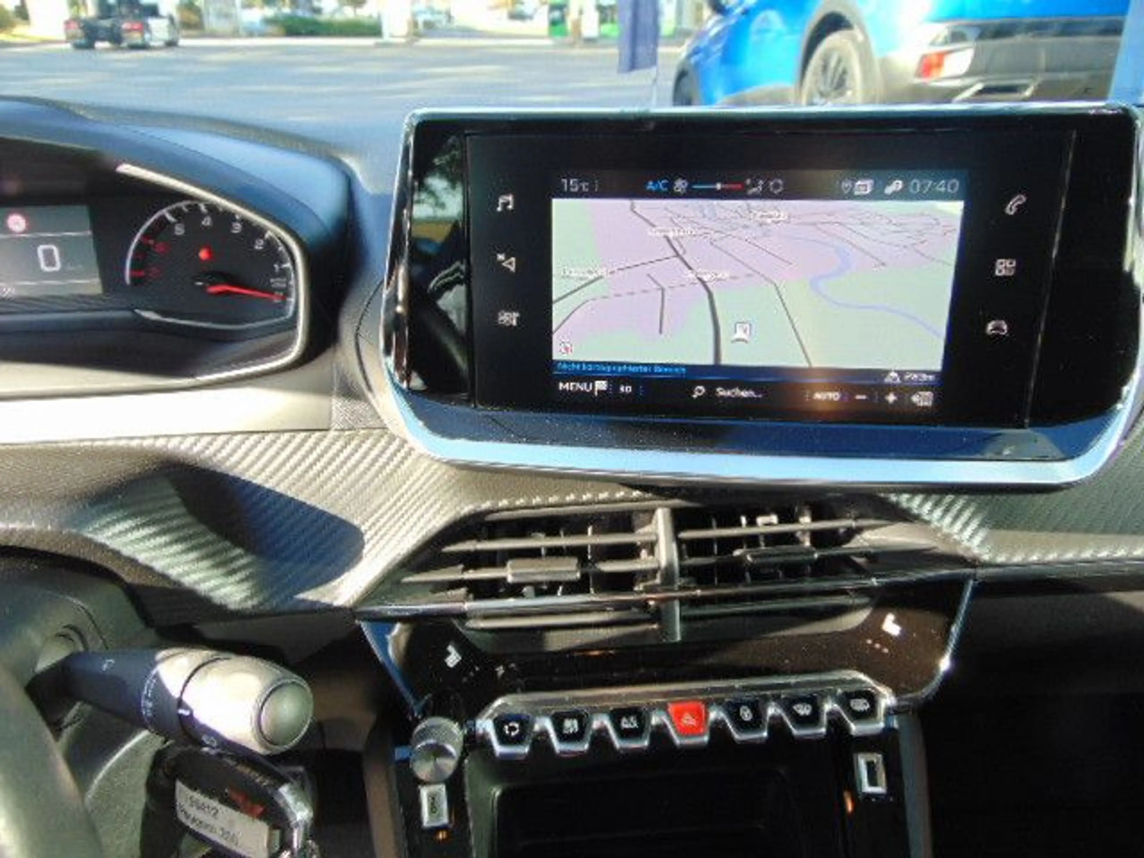 Peugeot 208 Active Pack — photo 14