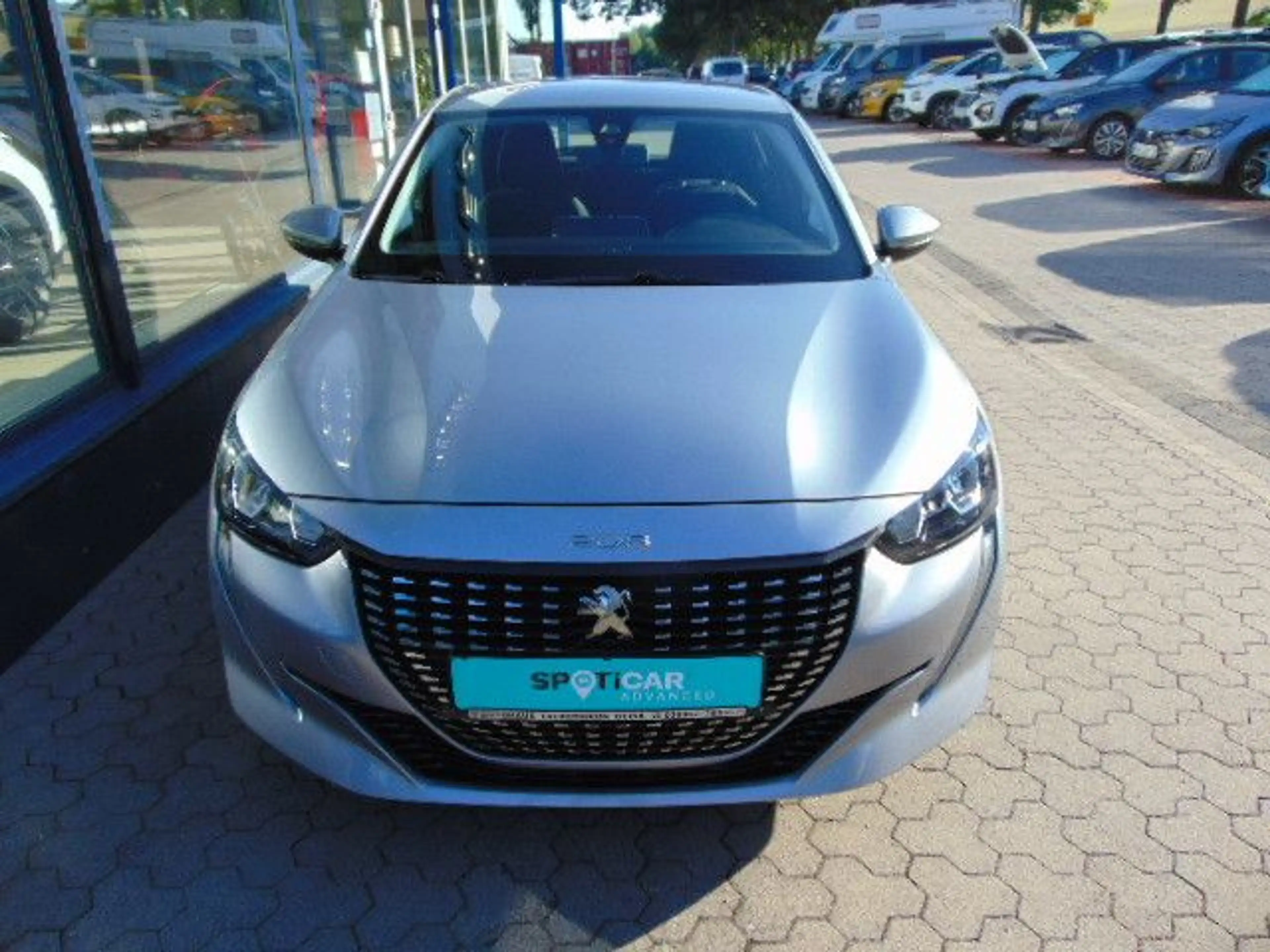 Peugeot 208 Active Pack — photo 3