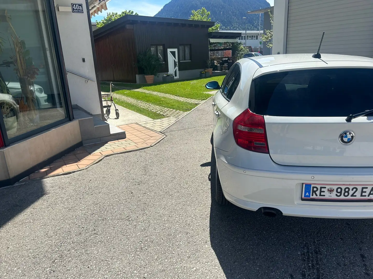 BMW 118 118d Weiß - 2