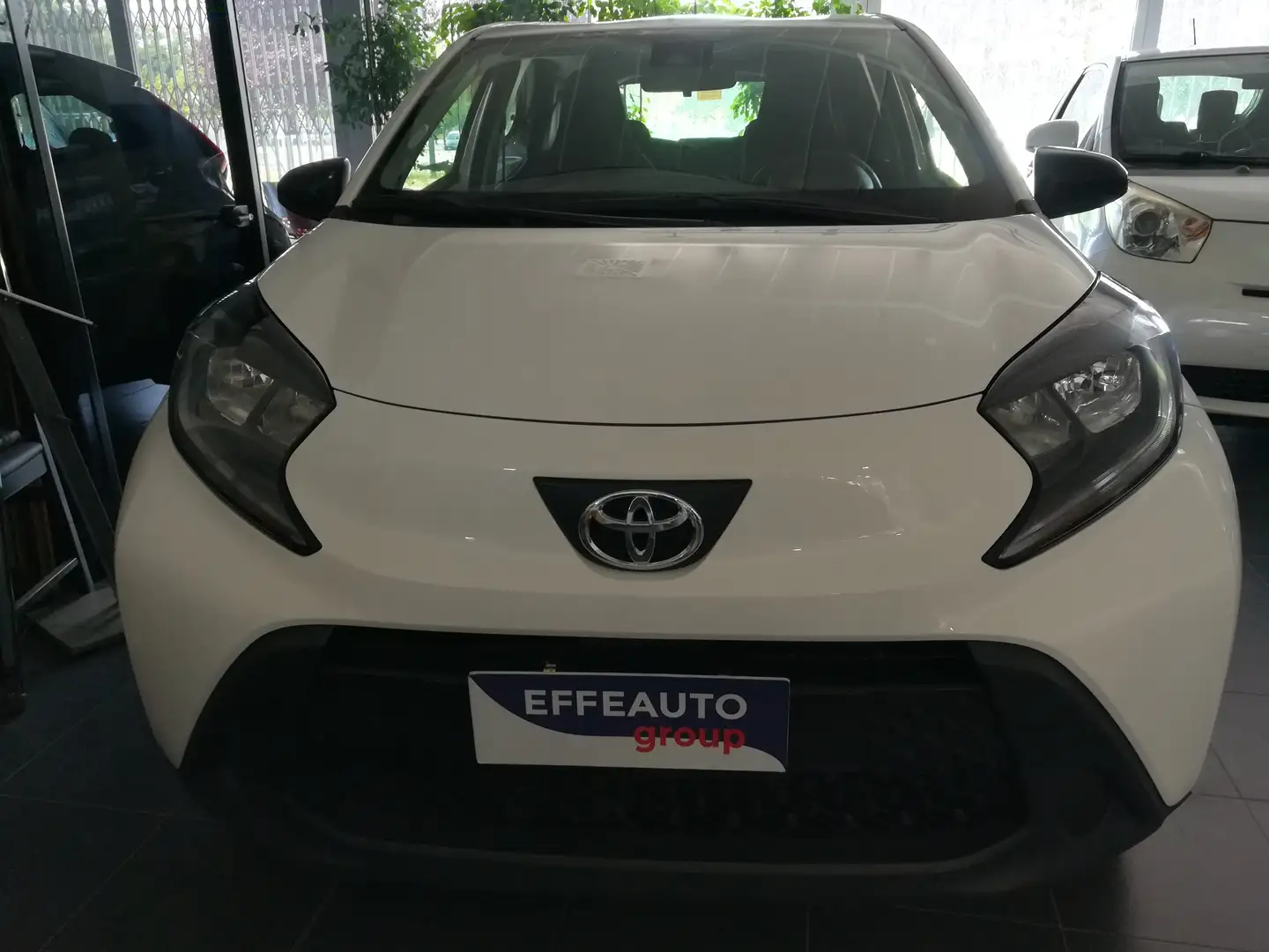 Toyota Aygo X 1.0  VVT-i Active 72cv 5 porte Wit - 2