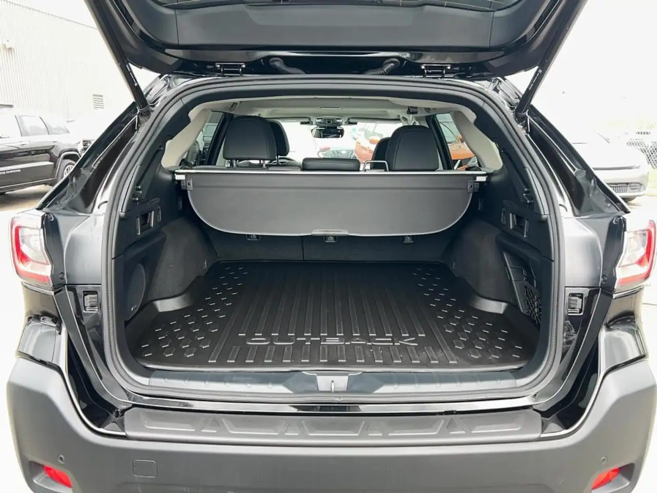 Subaru OUTBACK снимка Subaru OUTBACK