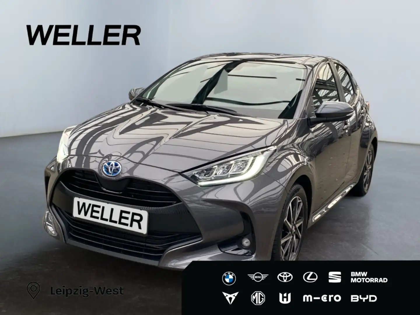 Toyota Yaris Hybrid 1.5 Team D *Kamera*CarPlay*Spurhalte* Grau - 1