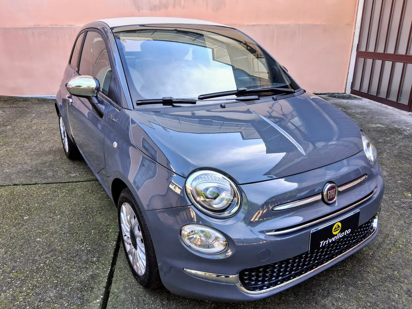 Fiat 500C 500 III 2015 1.0 hybrid Dolcevita 70cv Grau - 2