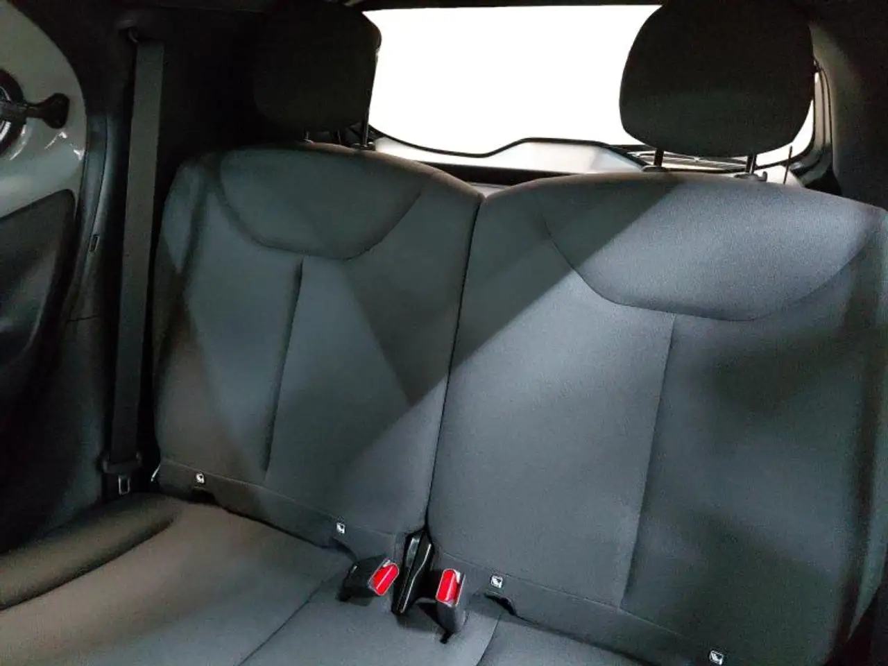 Toyota Aygo X 1.0 VVT-i Play CVT 5d 53kW, миниатюра 16