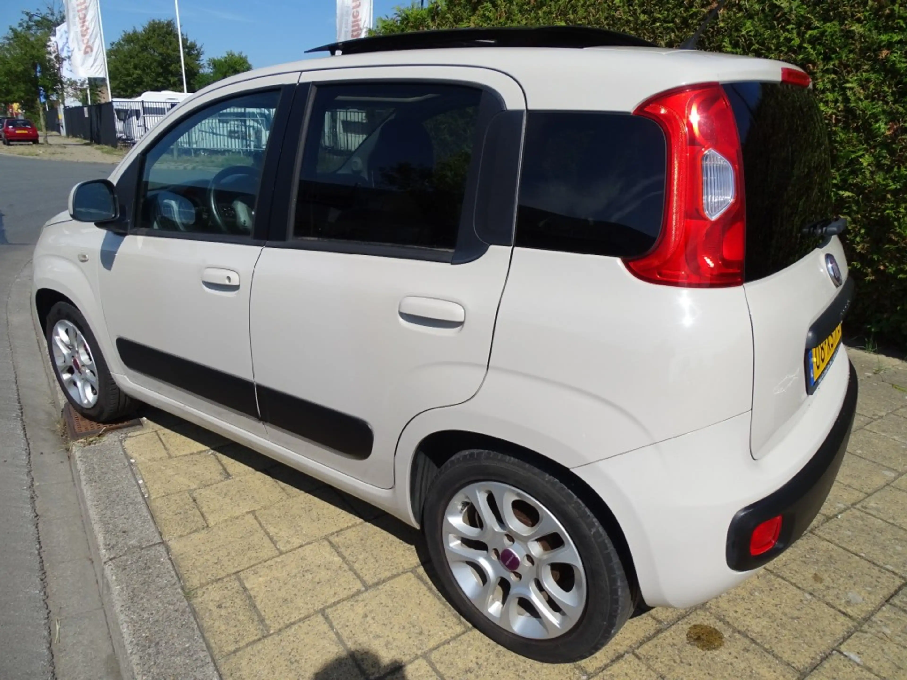 Fiat Panda 0.9 TWINAIR LOUNGE-Automaat-Airco-Panodak-Usb/Aux- — photo 6