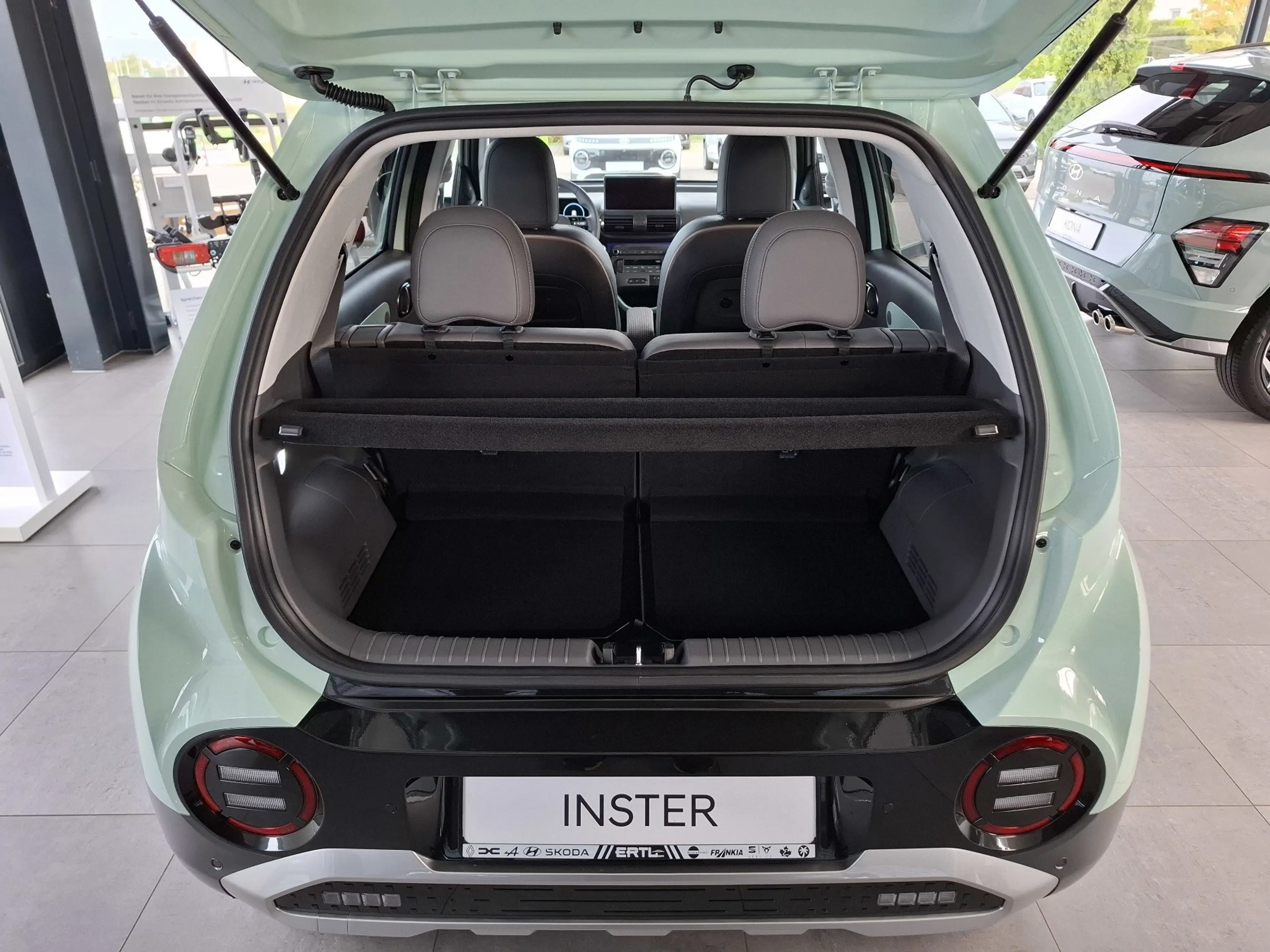 Hyundai Inster Lounge EV (MY27) 49 kWh (115 PS) 2WD — photo 8