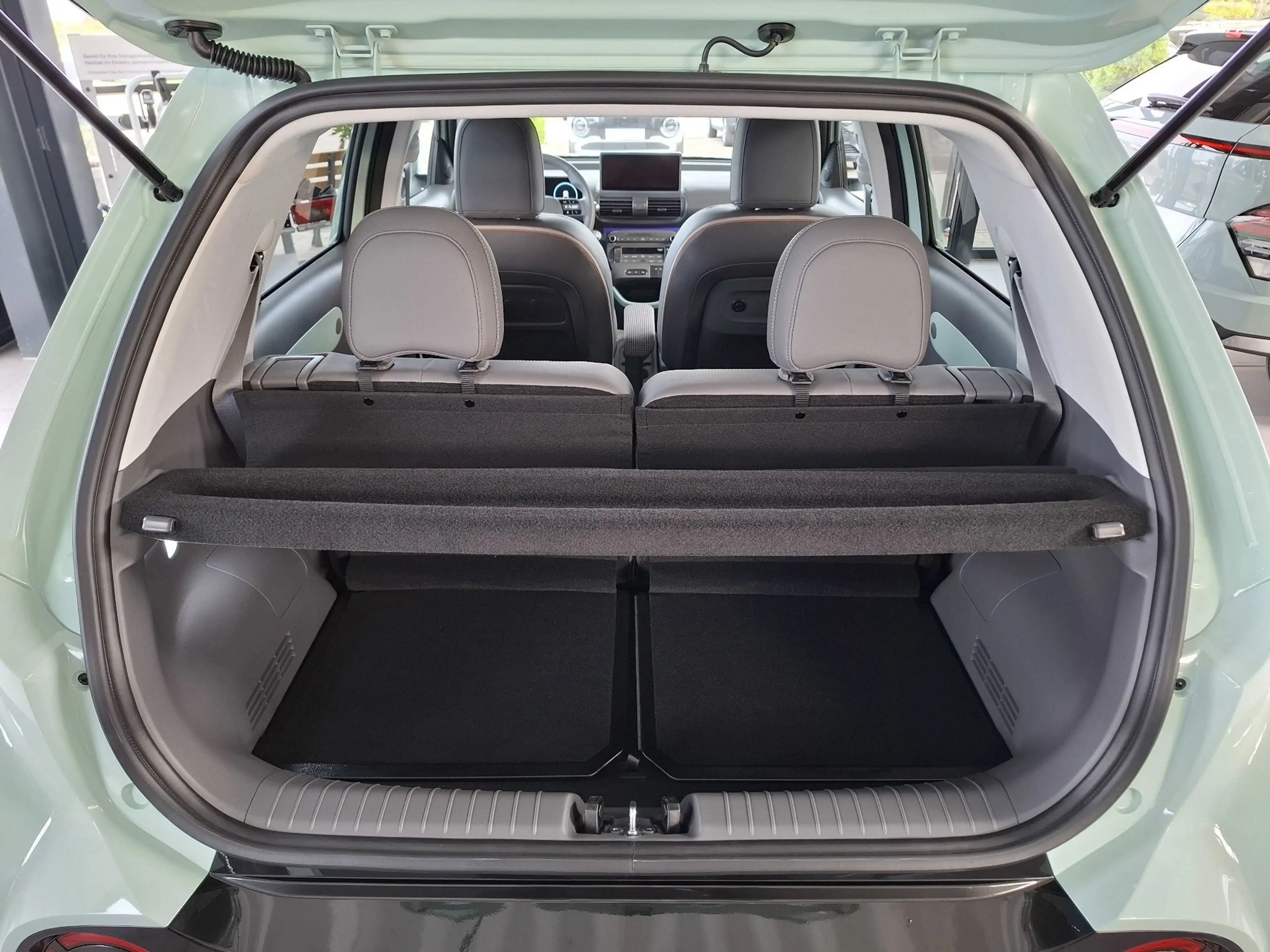 Hyundai Inster Lounge EV (MY27) 49 kWh (115 PS) 2WD — photo 9